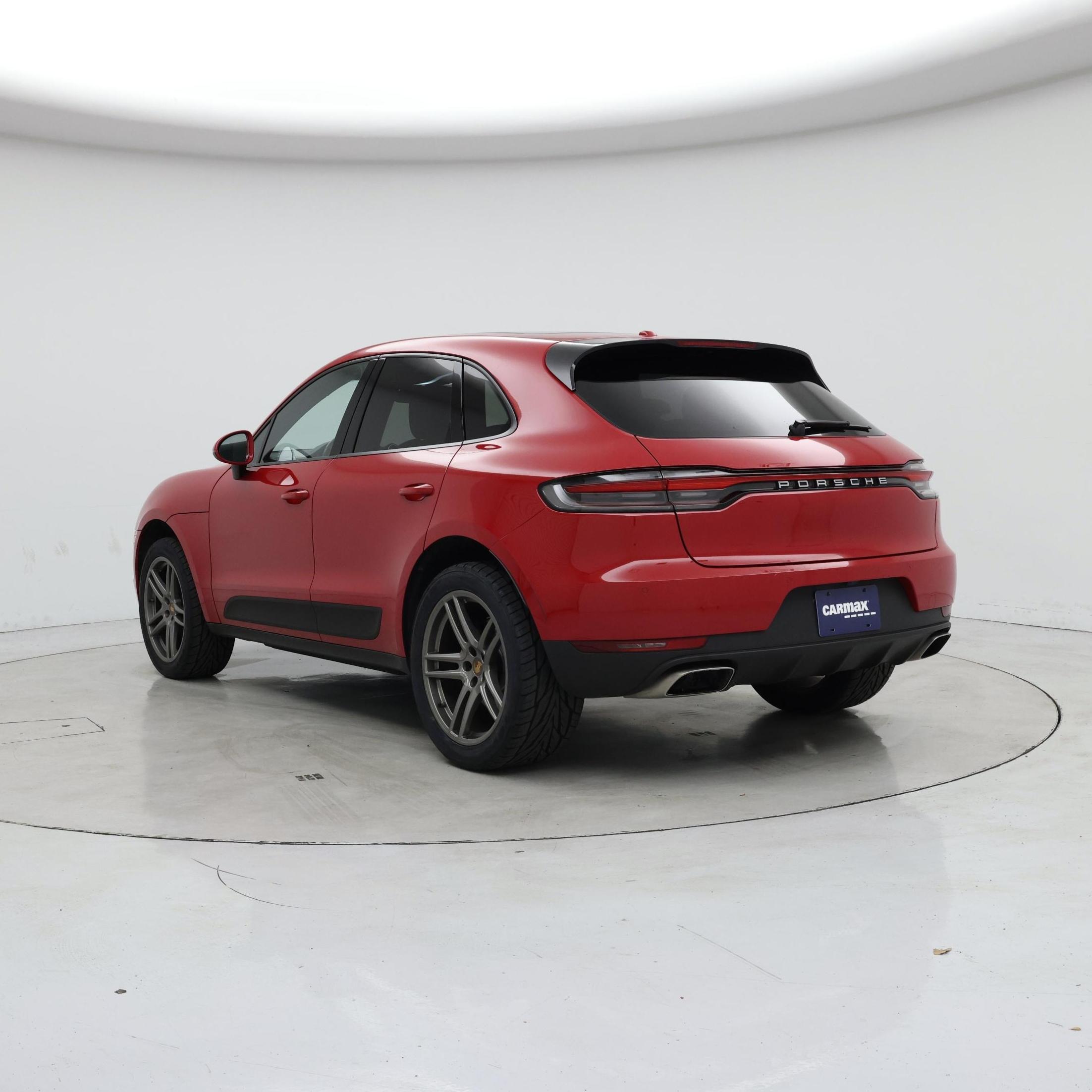 Thumbnail: 2021 Porsche Macan - 2