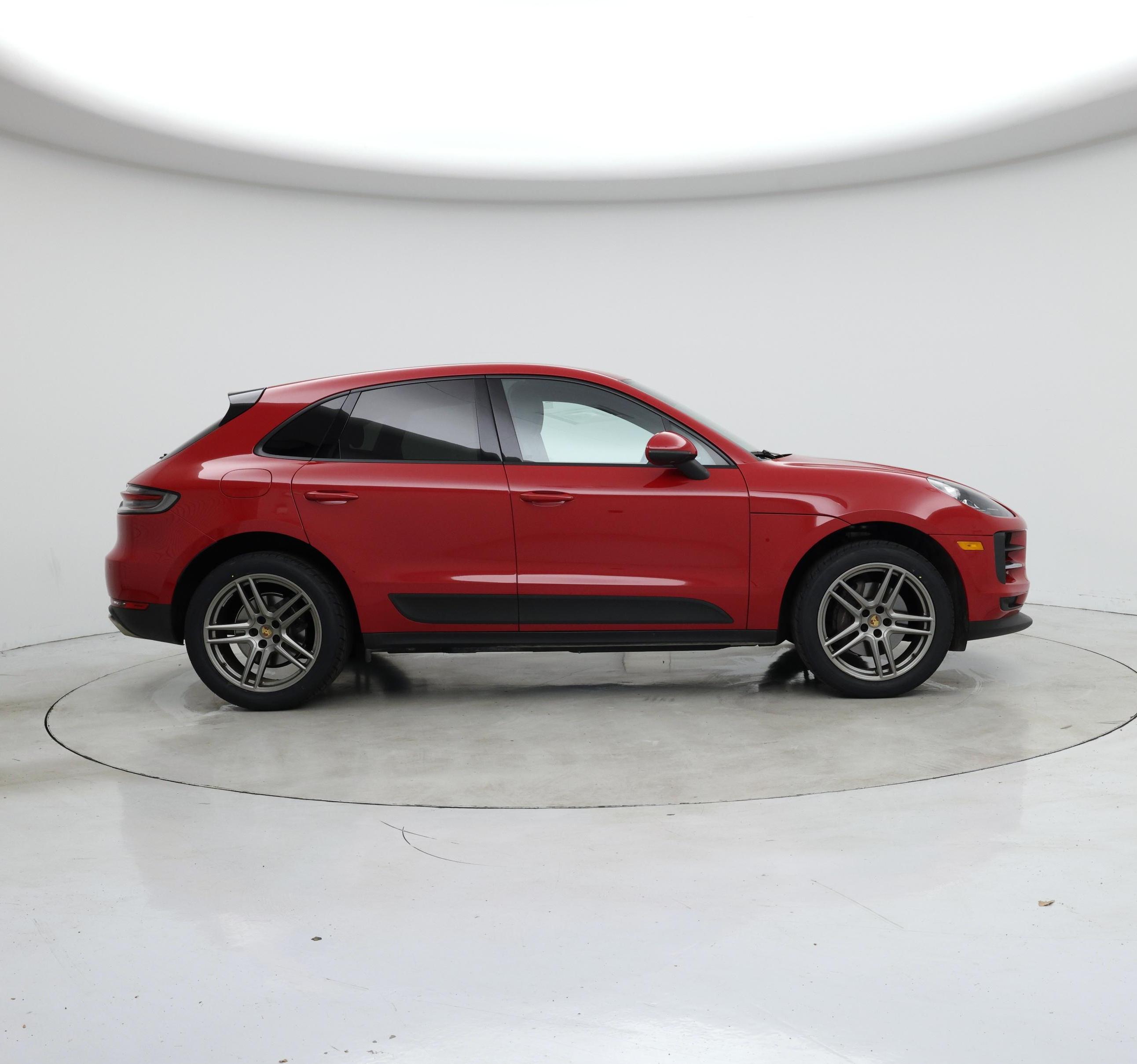 Thumbnail: 2021 Porsche Macan - 7