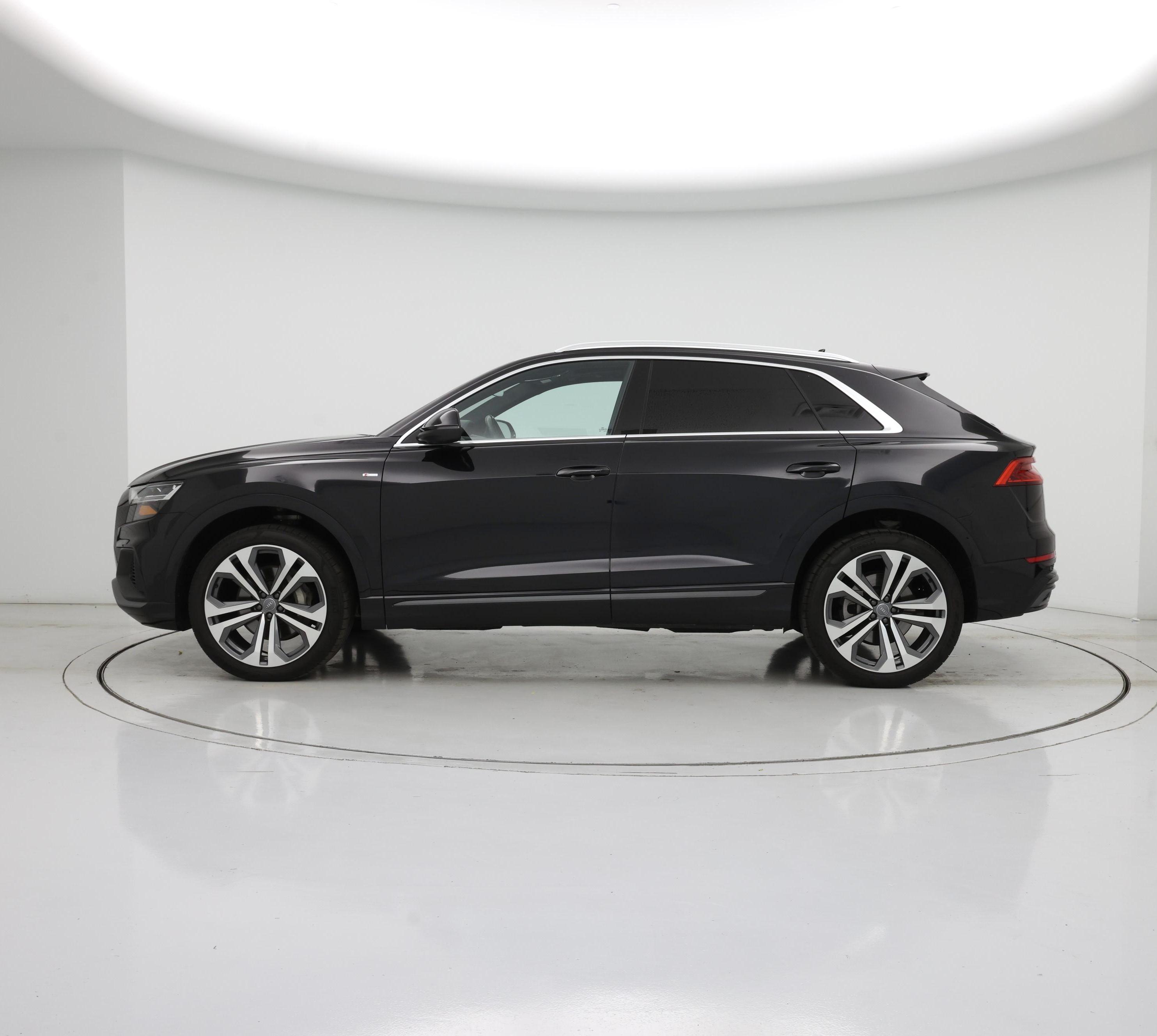 Thumbnail: 2020 Audi Q8 - 3