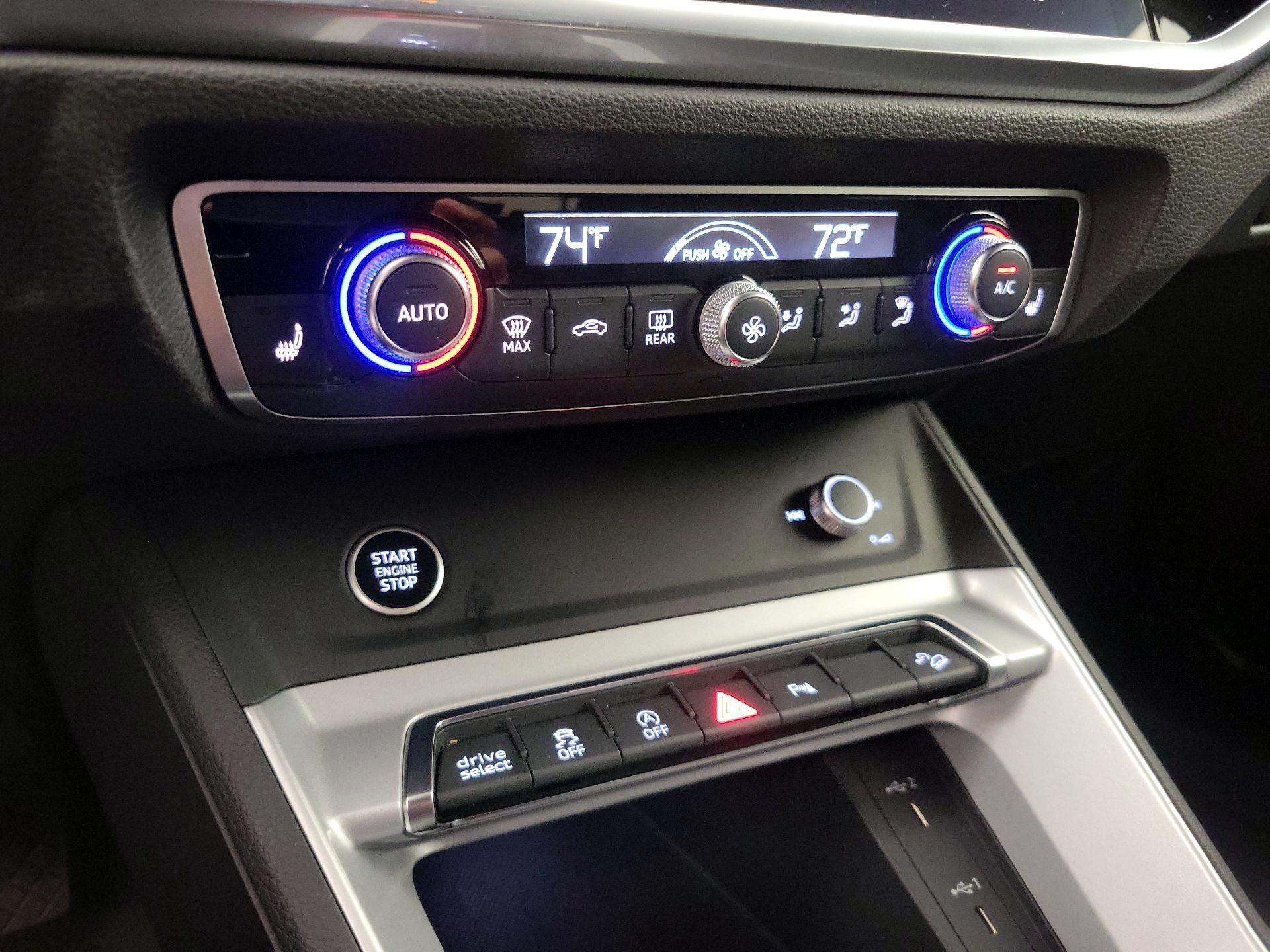 Thumbnail: 2023 Audi Q3 - 16