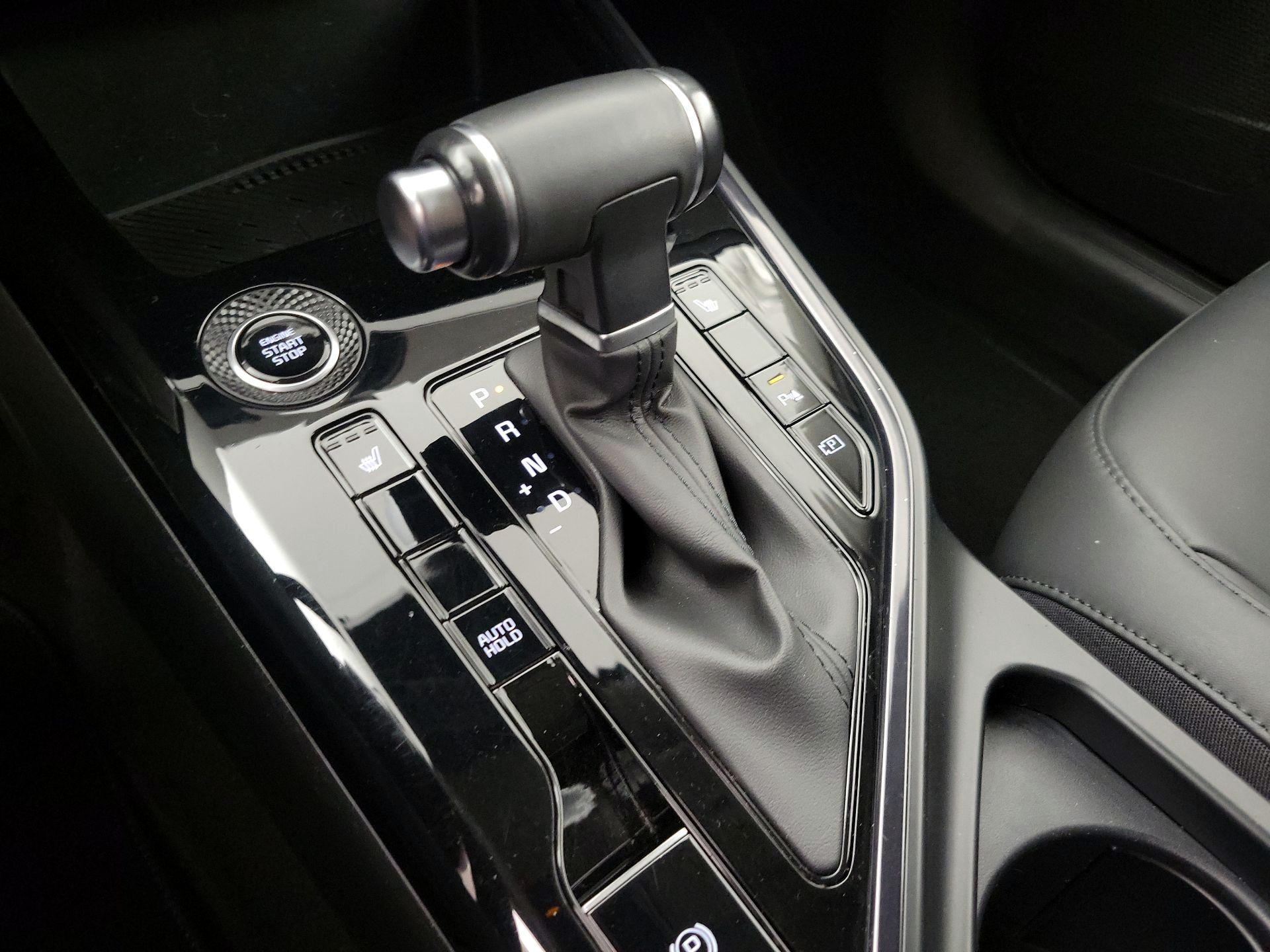 Thumbnail: 2024 Kia Niro - 18