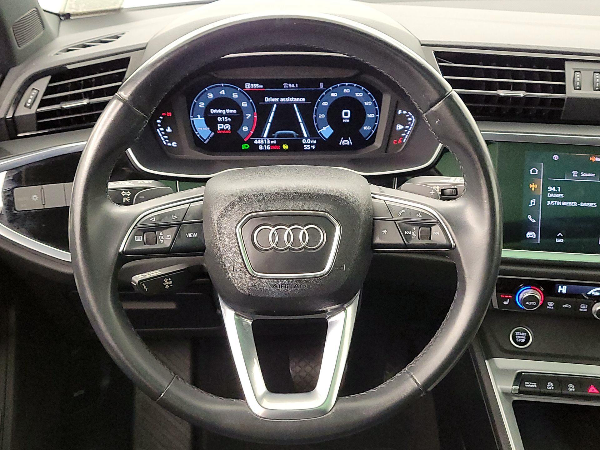 Thumbnail: 2022 Audi Q3 - 10