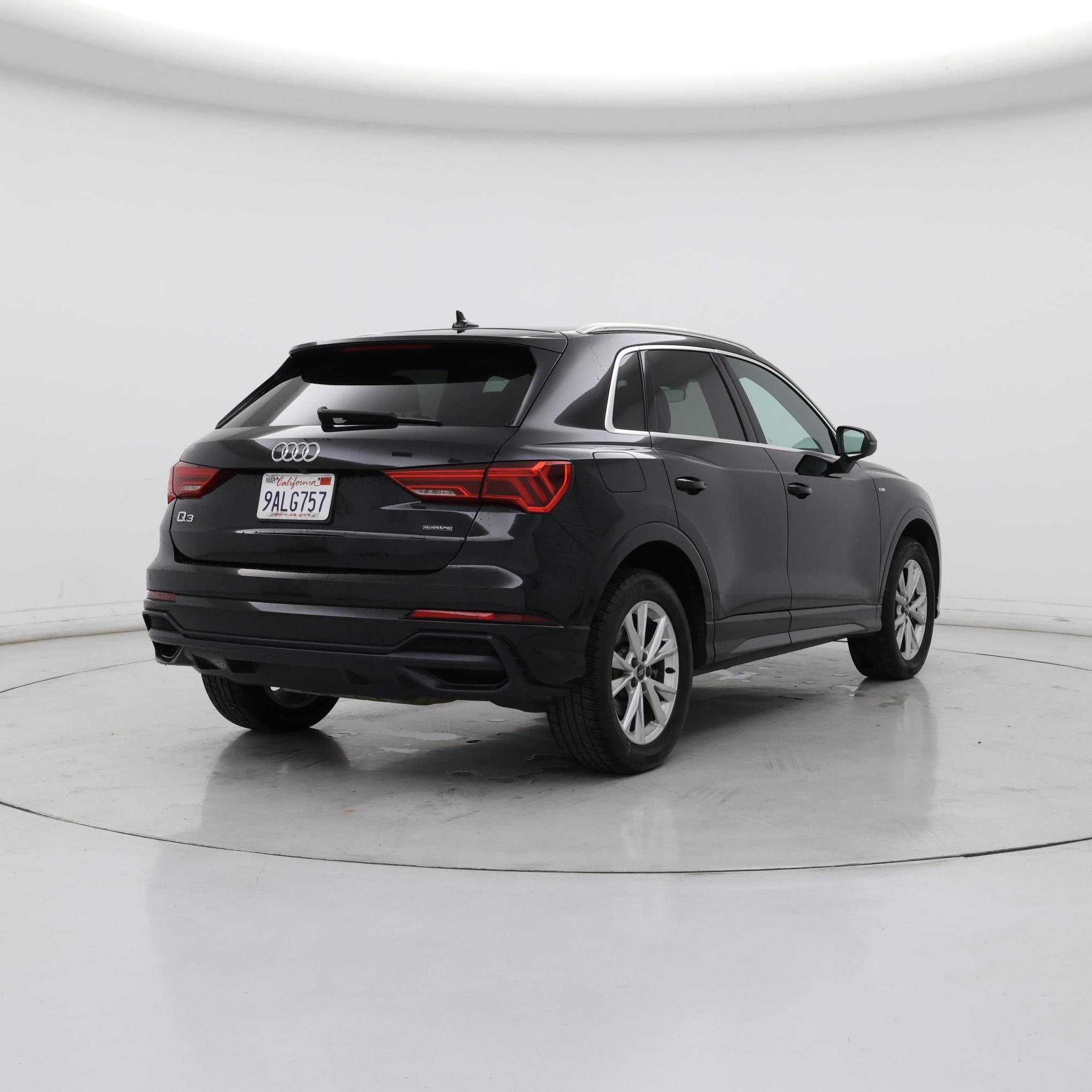 Thumbnail: 2022 Audi Q3 - 8