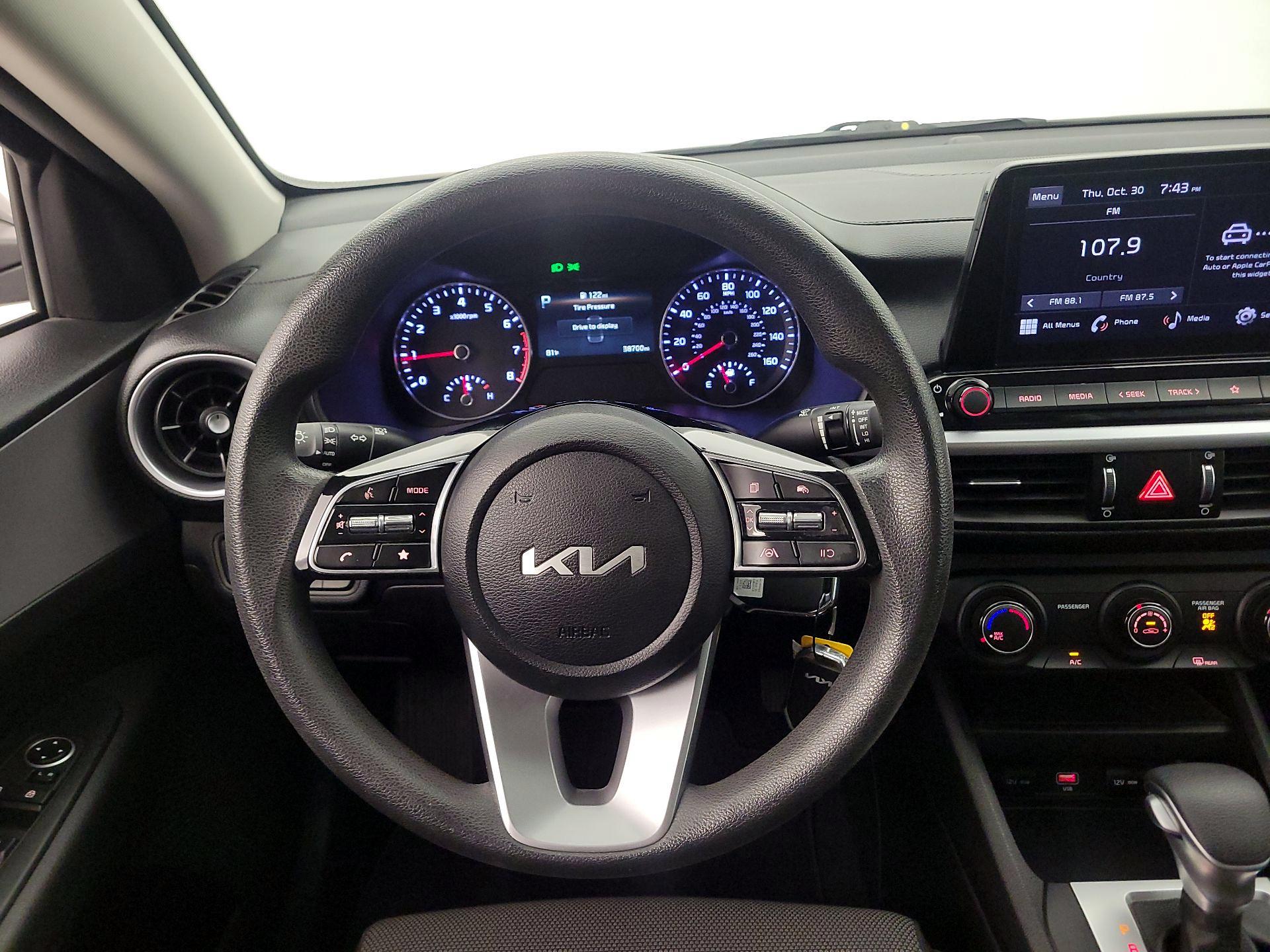 Thumbnail: 2023 Kia Forte - 10