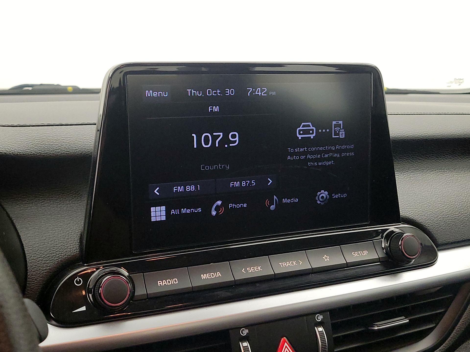 Thumbnail: 2023 Kia Forte - 15