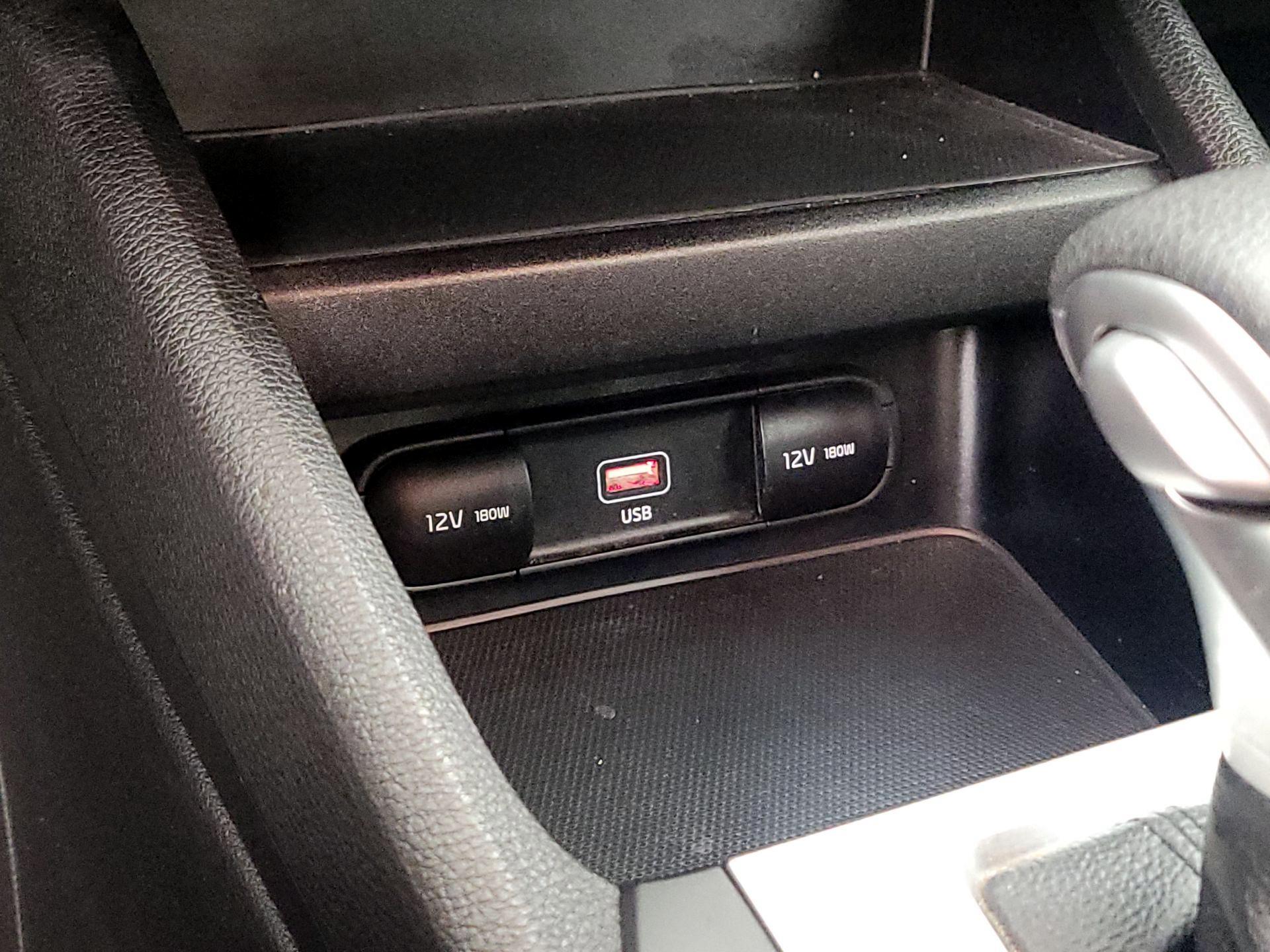 Thumbnail: 2023 Kia Forte - 18