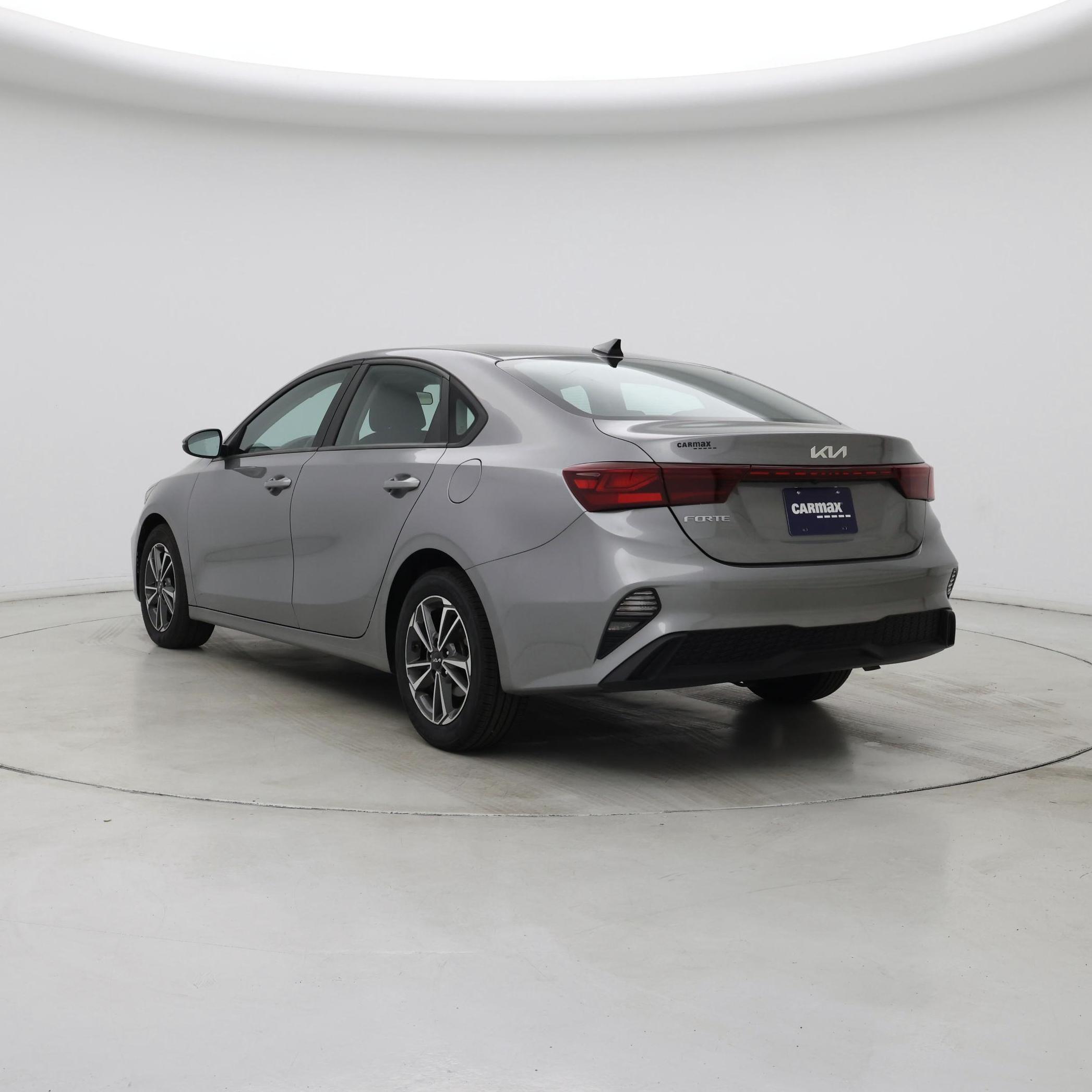 Thumbnail: 2023 Kia Forte - 2