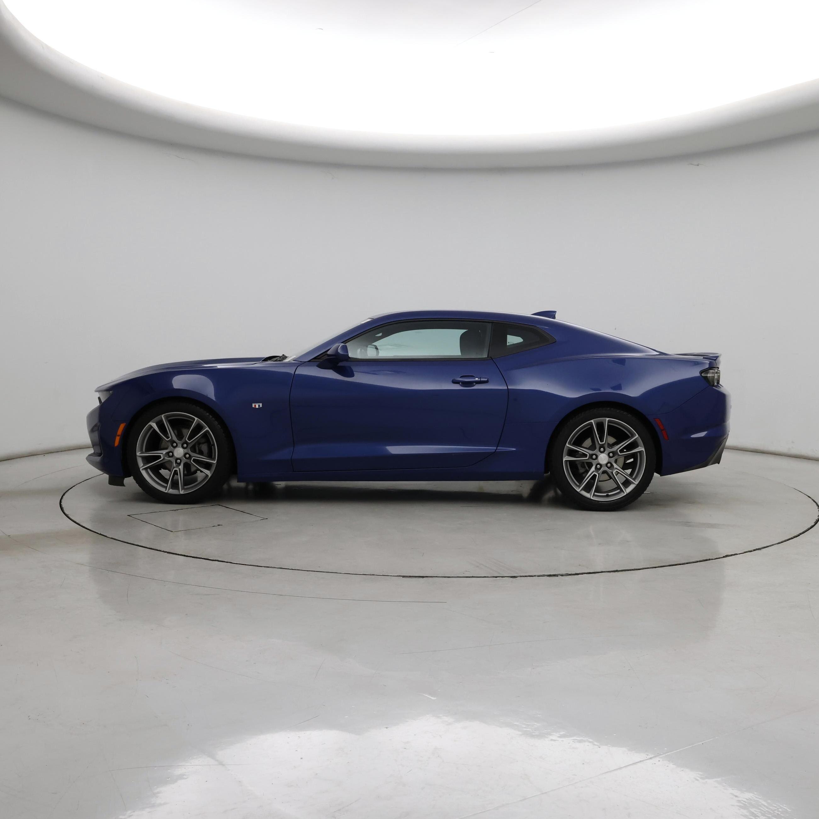 Thumbnail: 2020 Chevrolet Camaro - 3