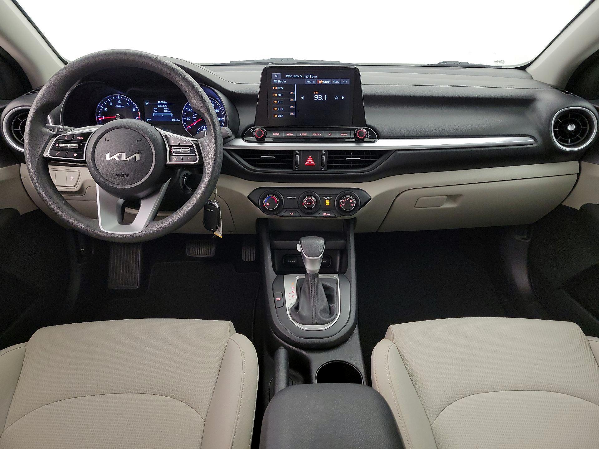 Thumbnail: 2023 Kia Forte - 9