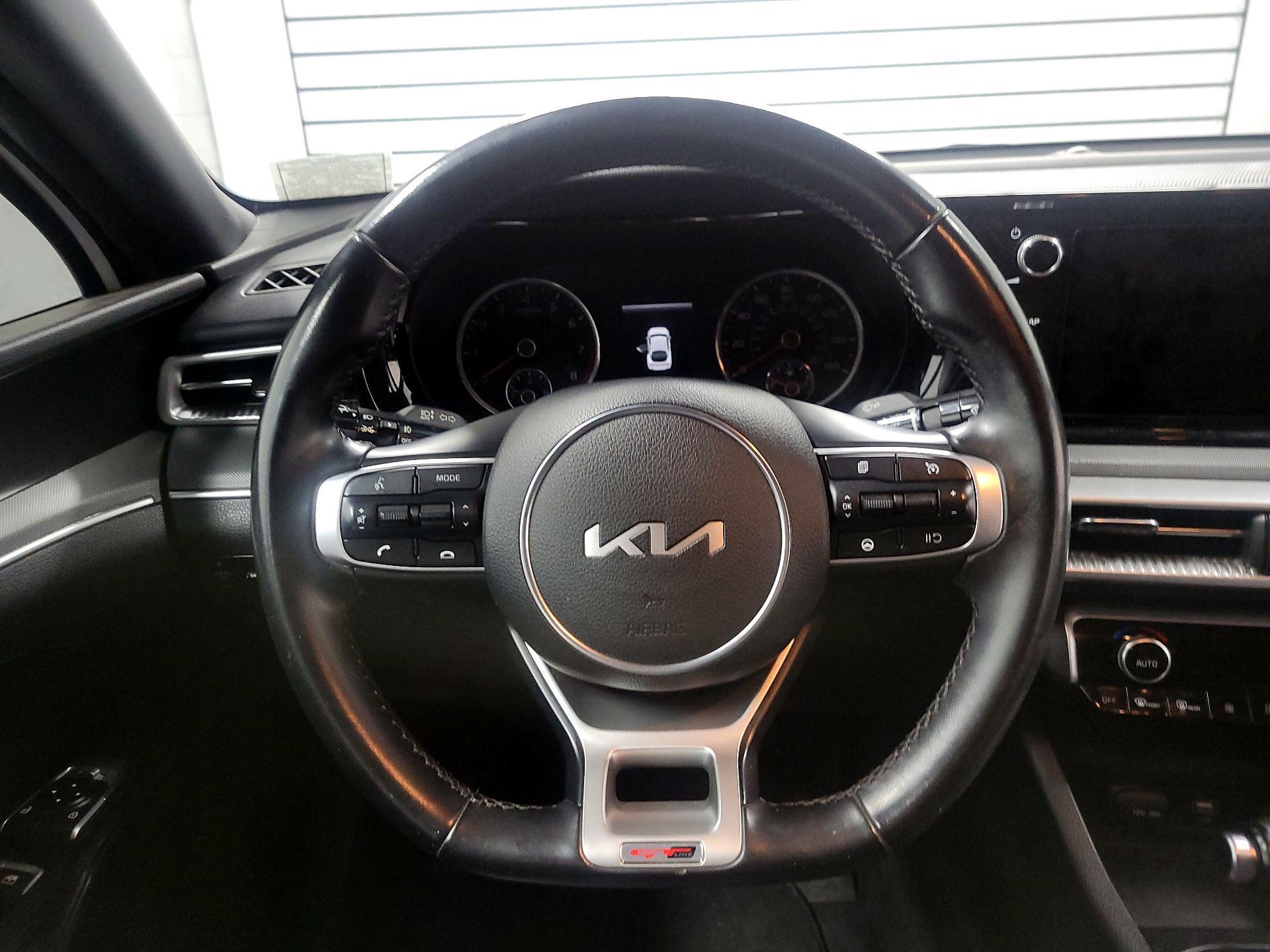 Thumbnail: 2022 Kia K5 - 10