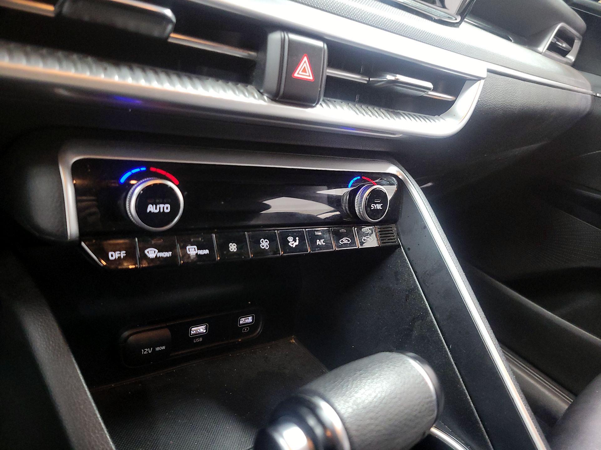 Thumbnail: 2022 Kia K5 - 16