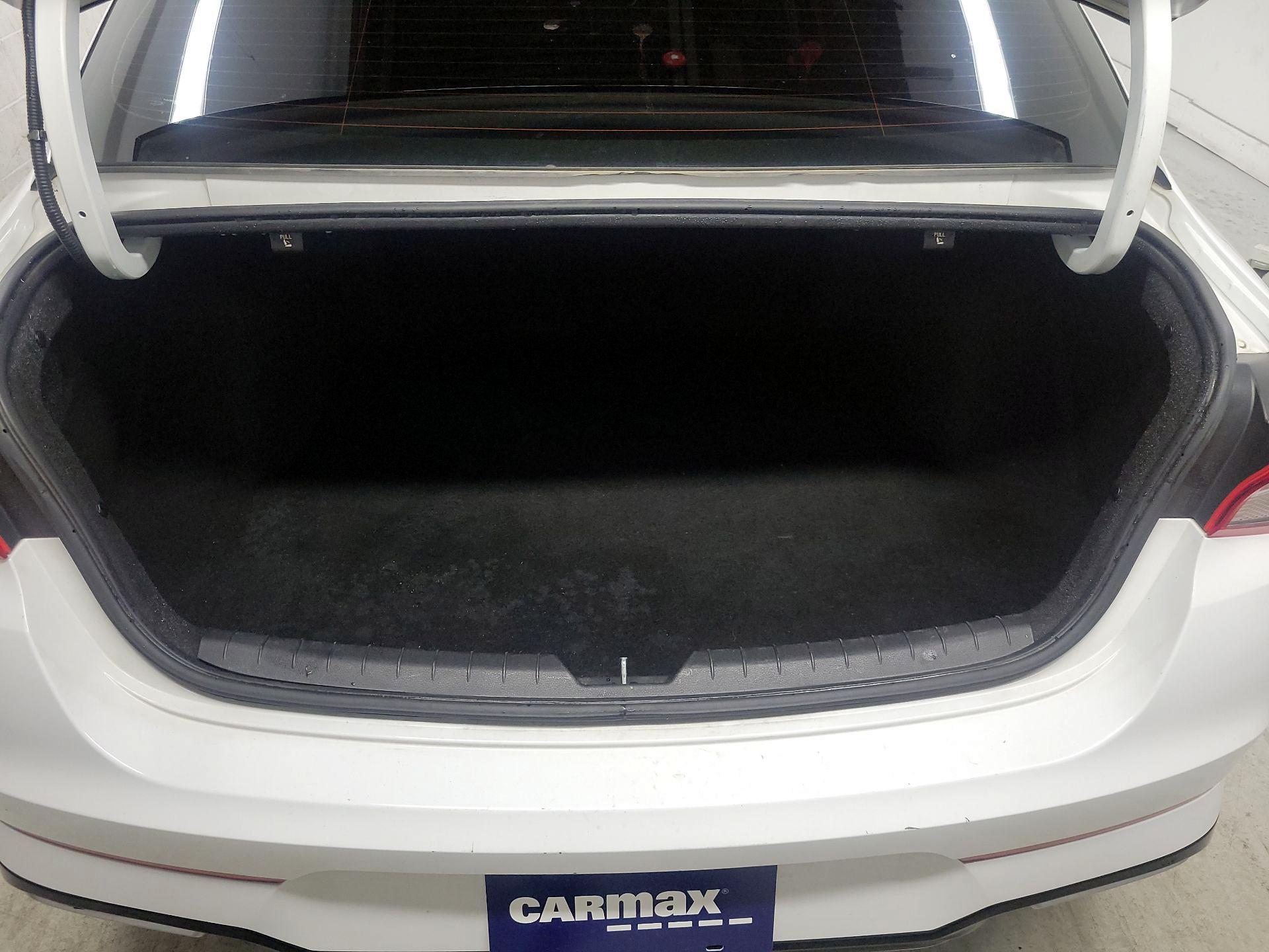 Thumbnail: 2022 Kia K5 - 19