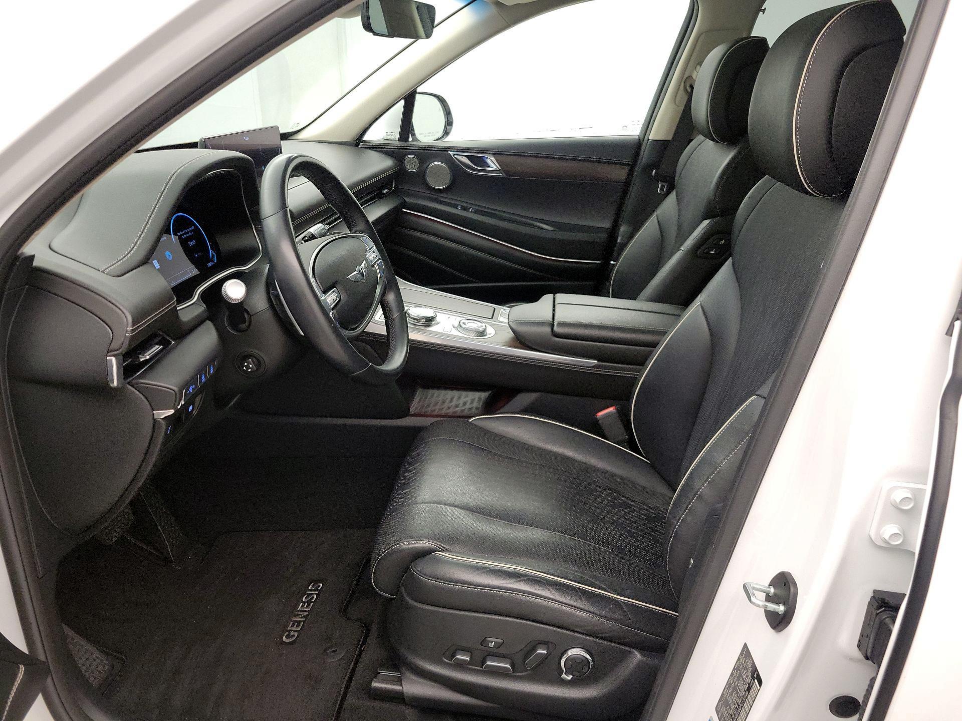 Thumbnail: 2023 Genesis GV80 - 11