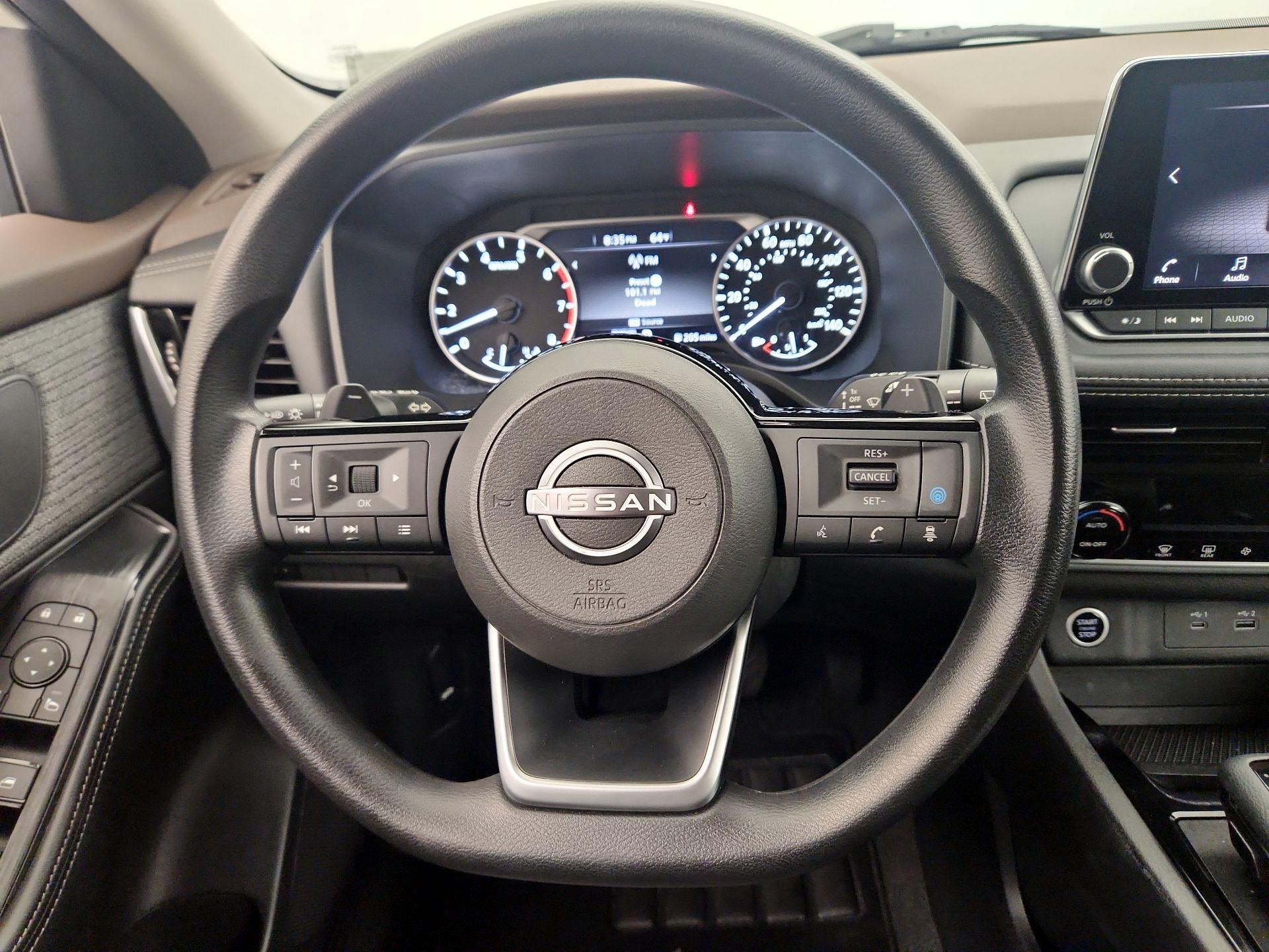 Thumbnail: 2022 Nissan Rogue - 10