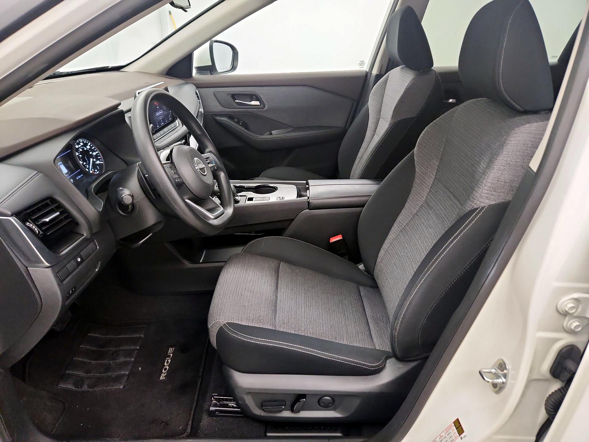 Thumbnail: 2022 Nissan Rogue - 11