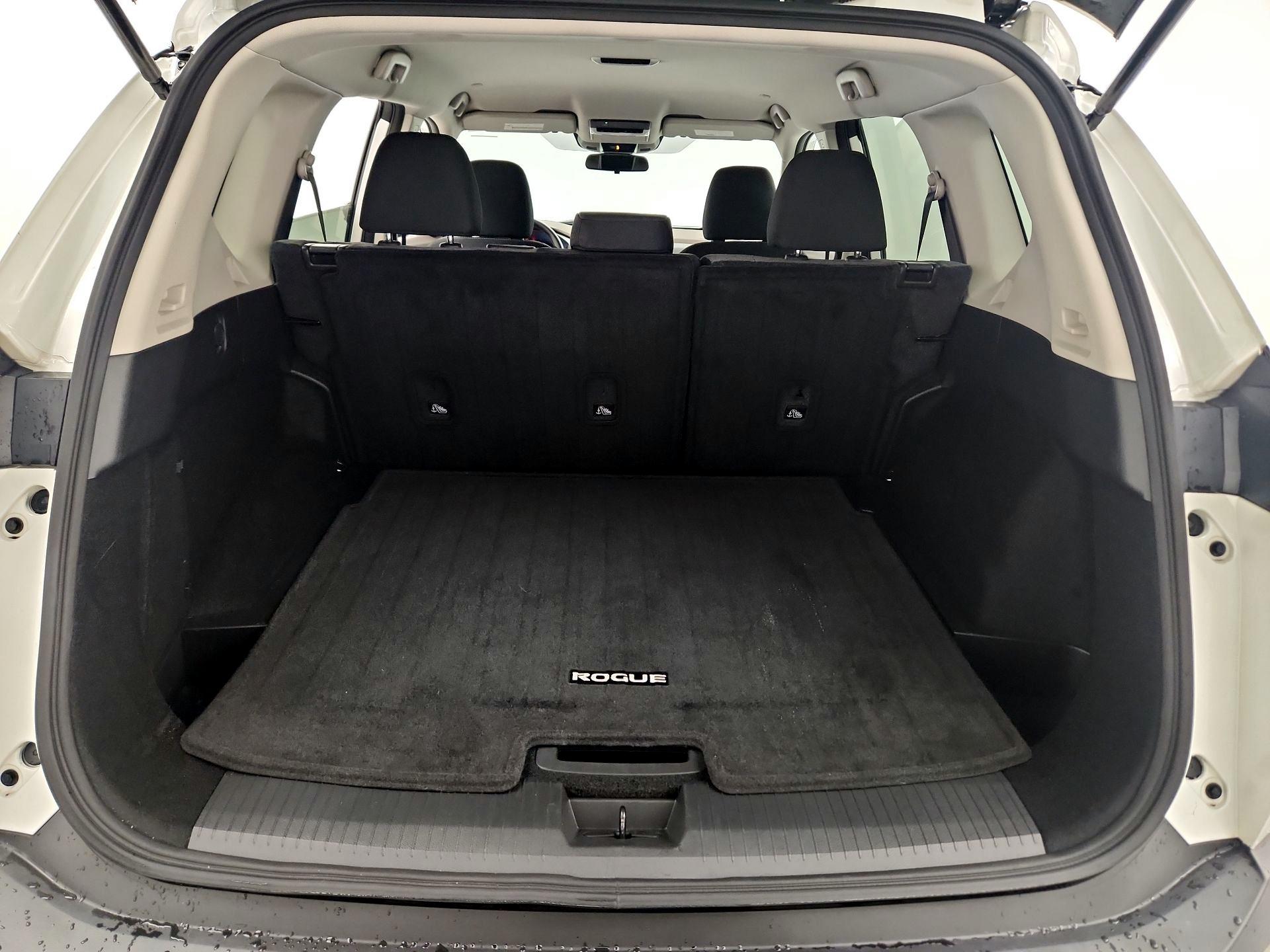 Thumbnail: 2022 Nissan Rogue - 20