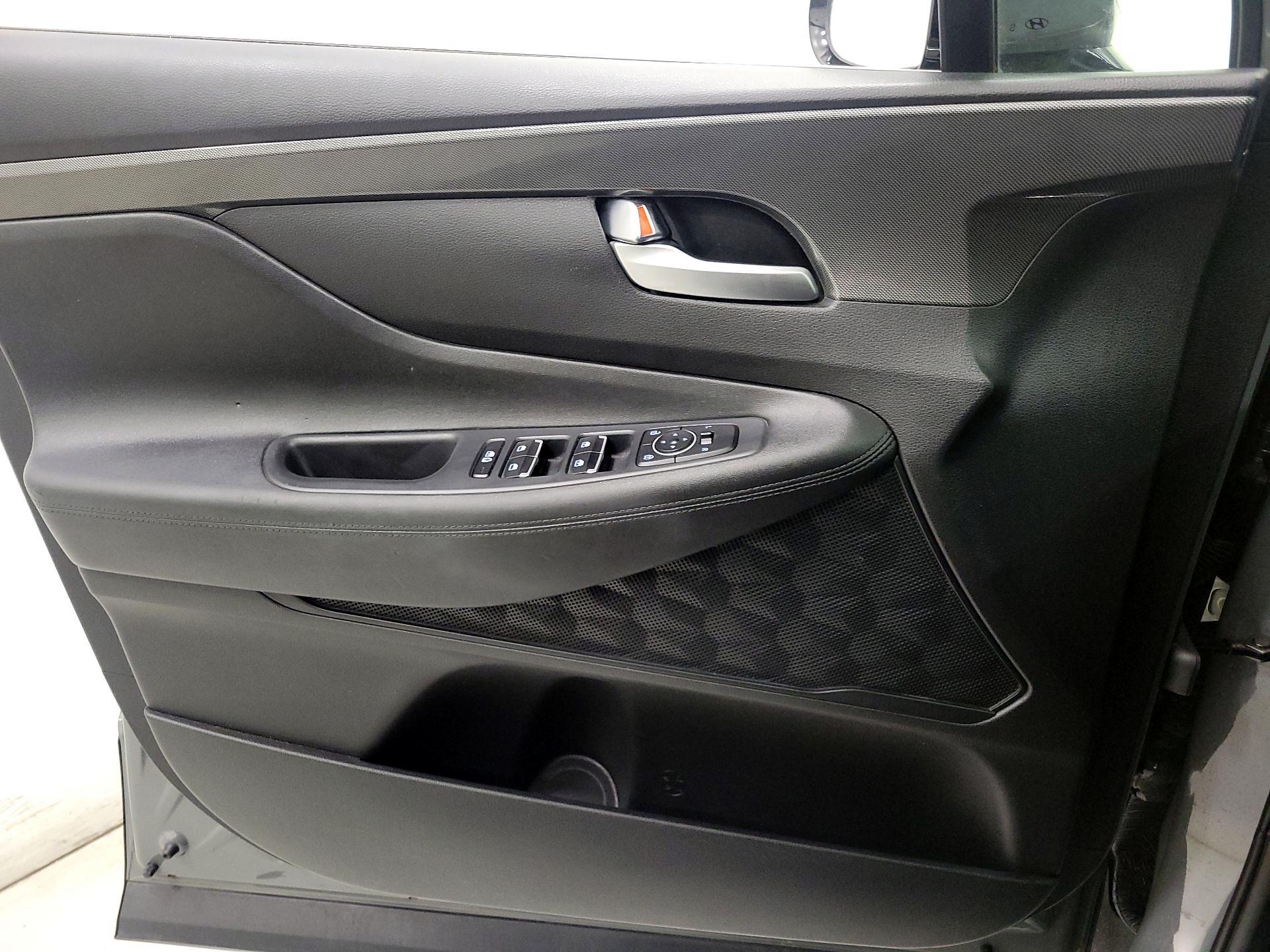 Thumbnail: 2023 Hyundai Santa Fe - 12