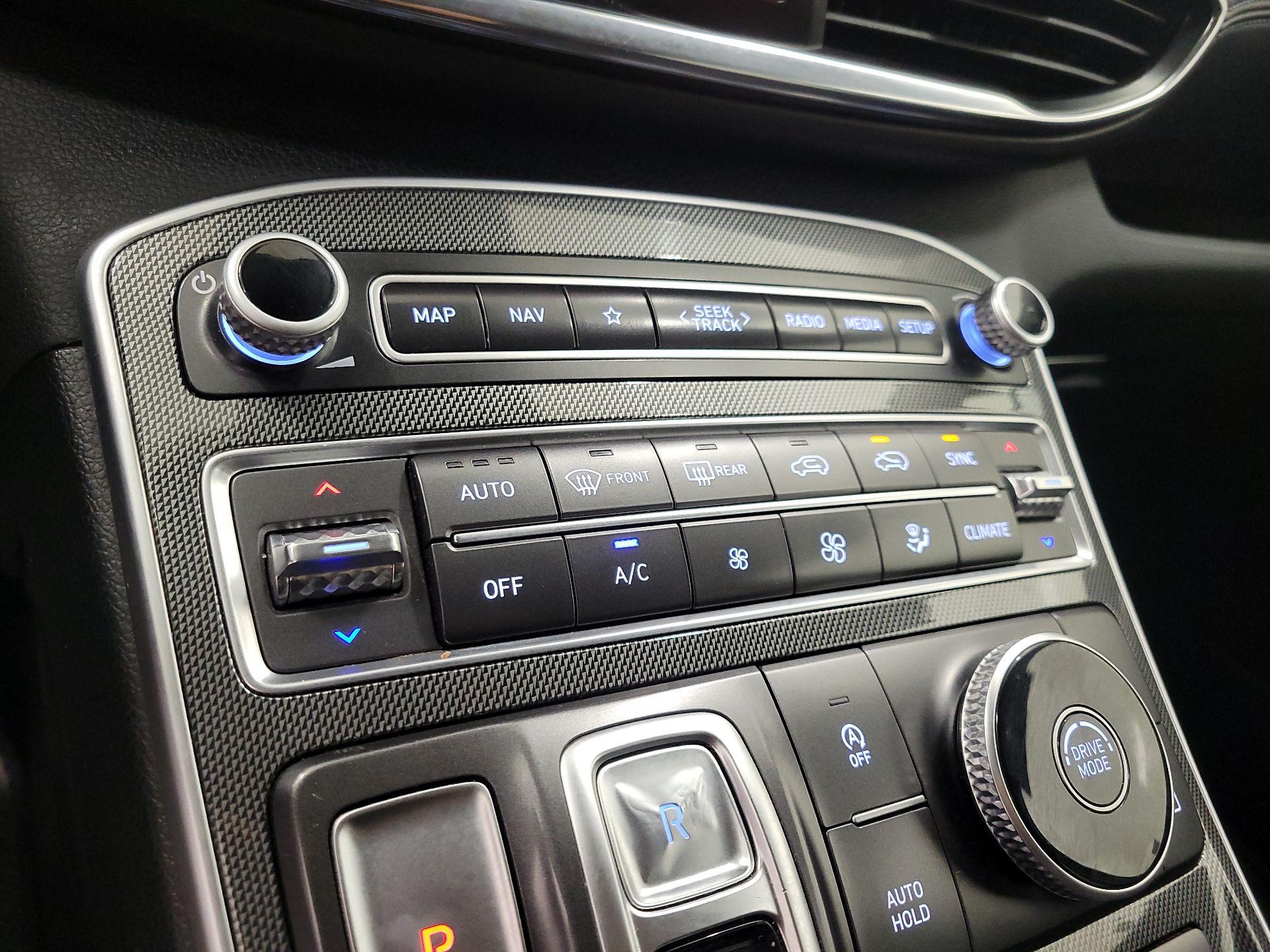 Thumbnail: 2023 Hyundai Santa Fe - 16