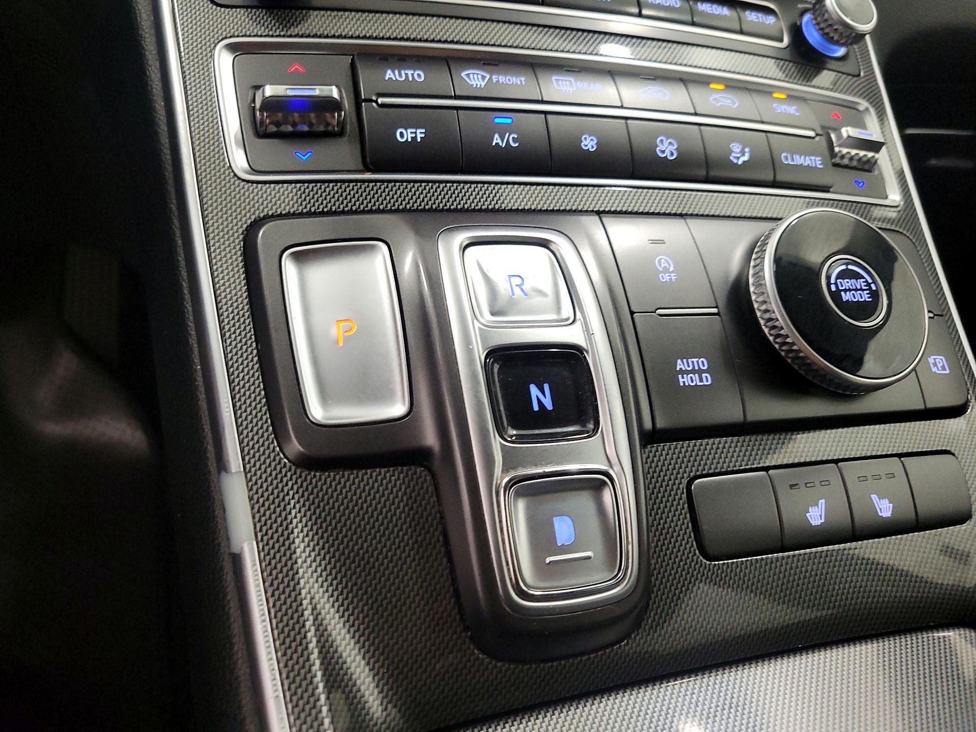 Thumbnail: 2023 Hyundai Santa Fe - 17