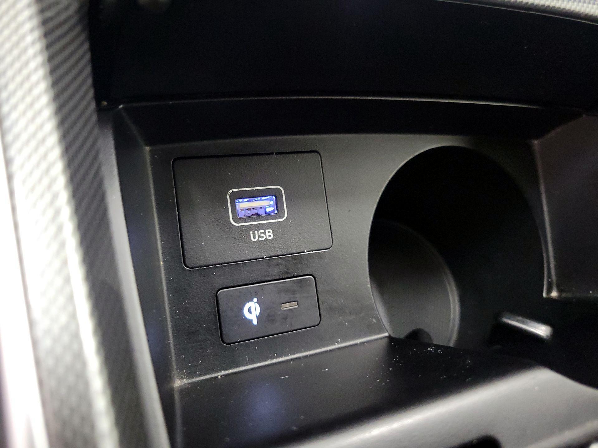 Thumbnail: 2023 Hyundai Santa Fe - 18