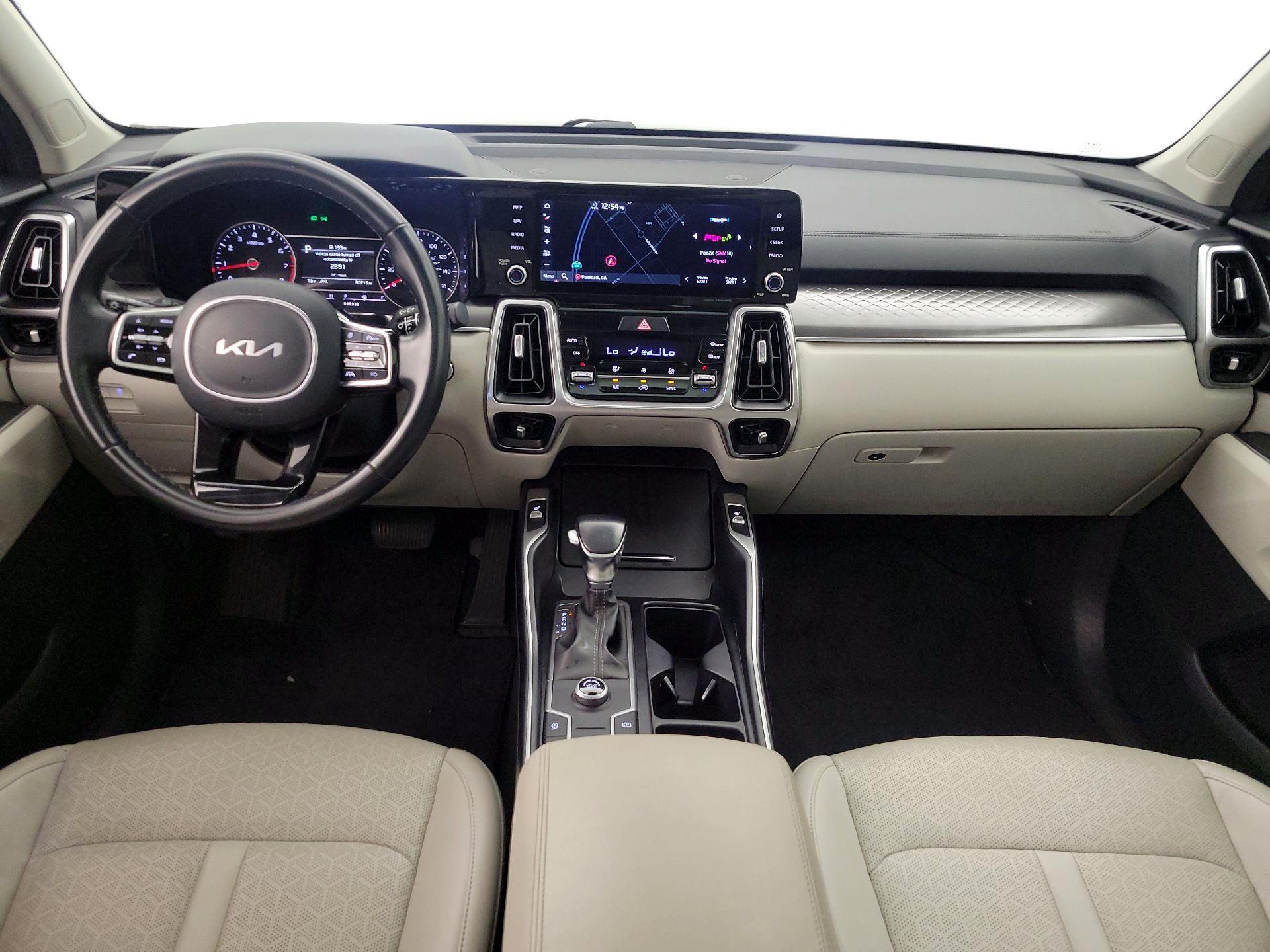 Thumbnail: 2022 Kia Sorento - 9