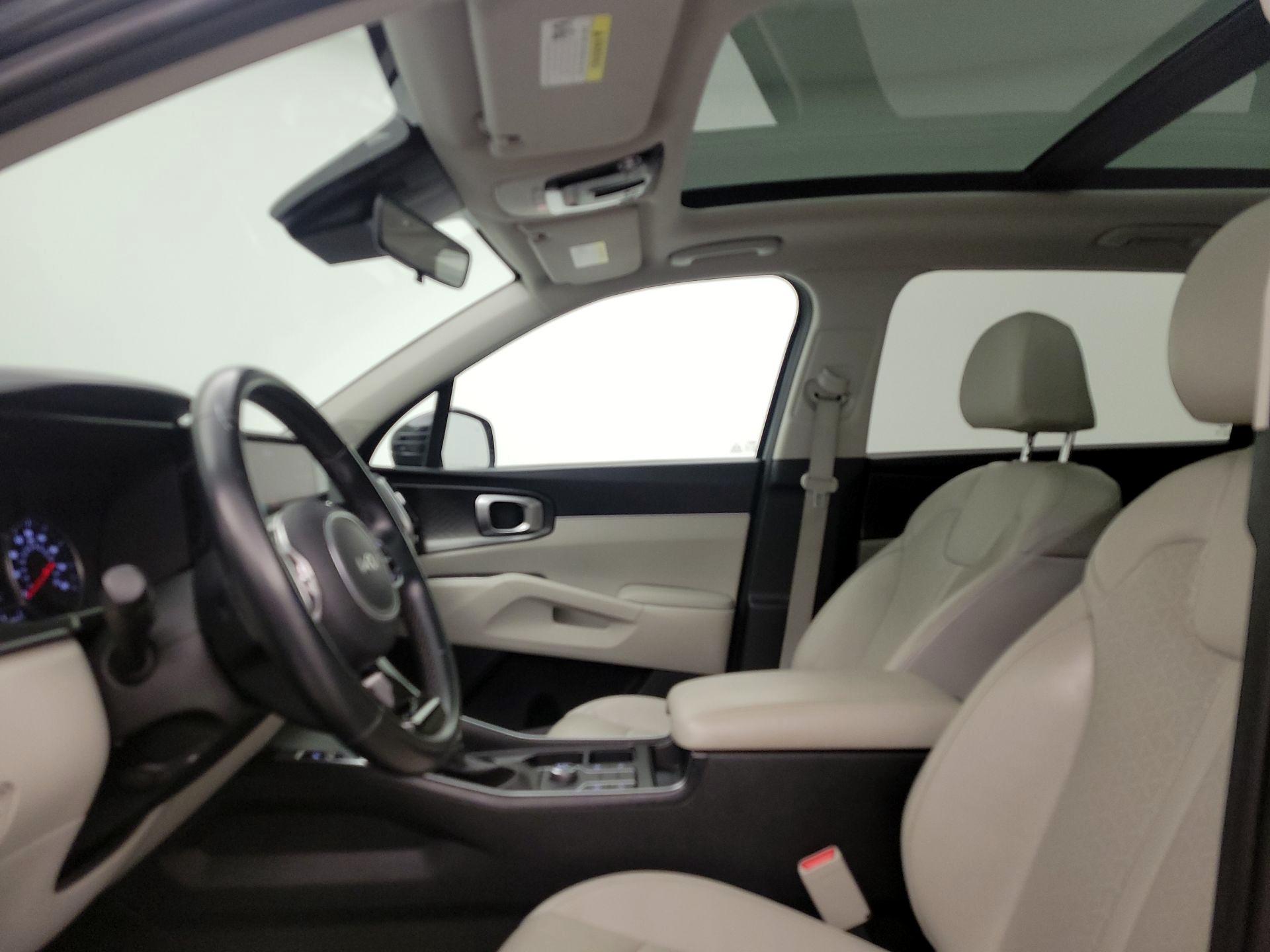 Thumbnail: 2022 Kia Sorento - 20