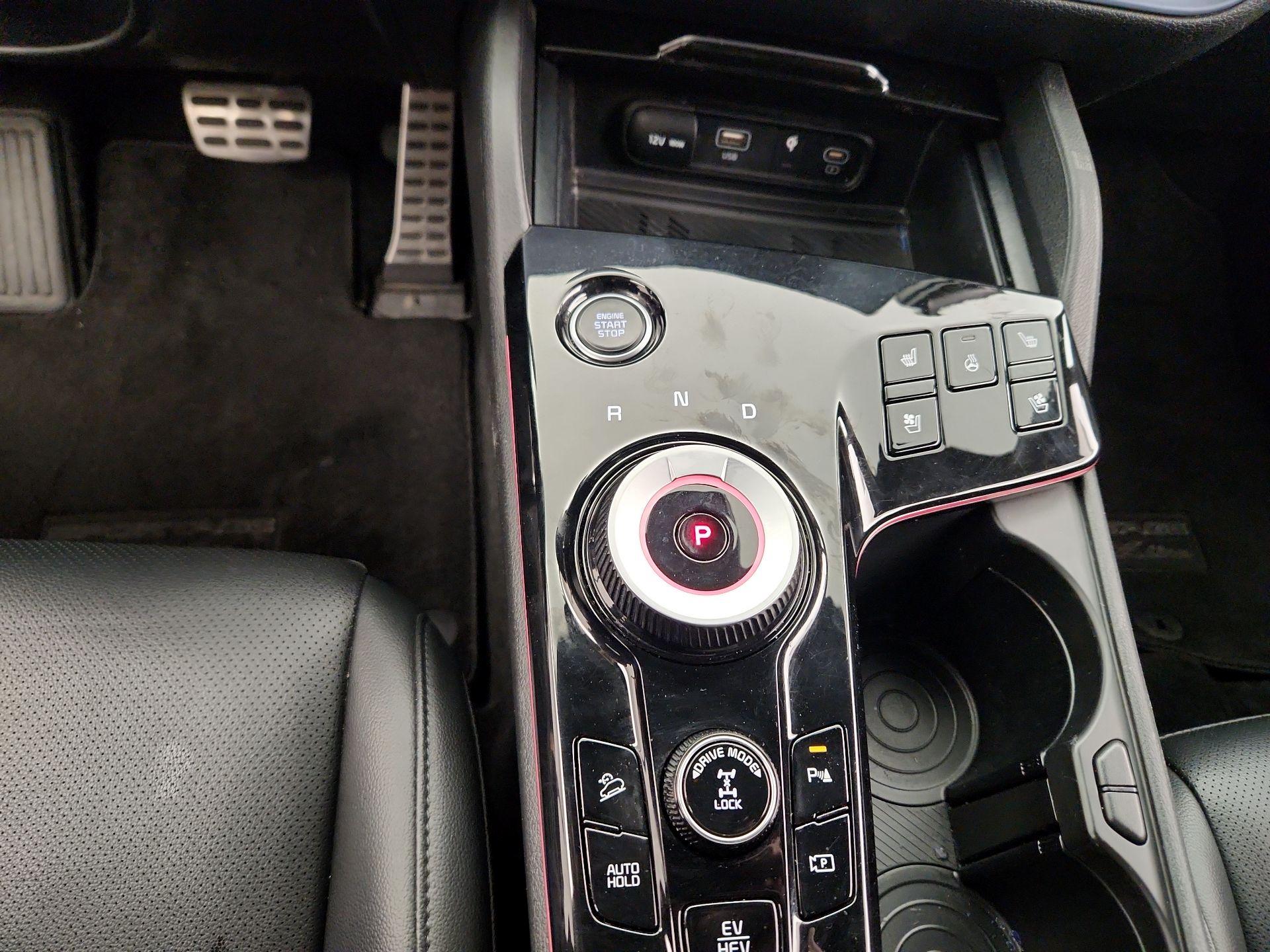 Thumbnail: 2023 Kia Sportage - 18