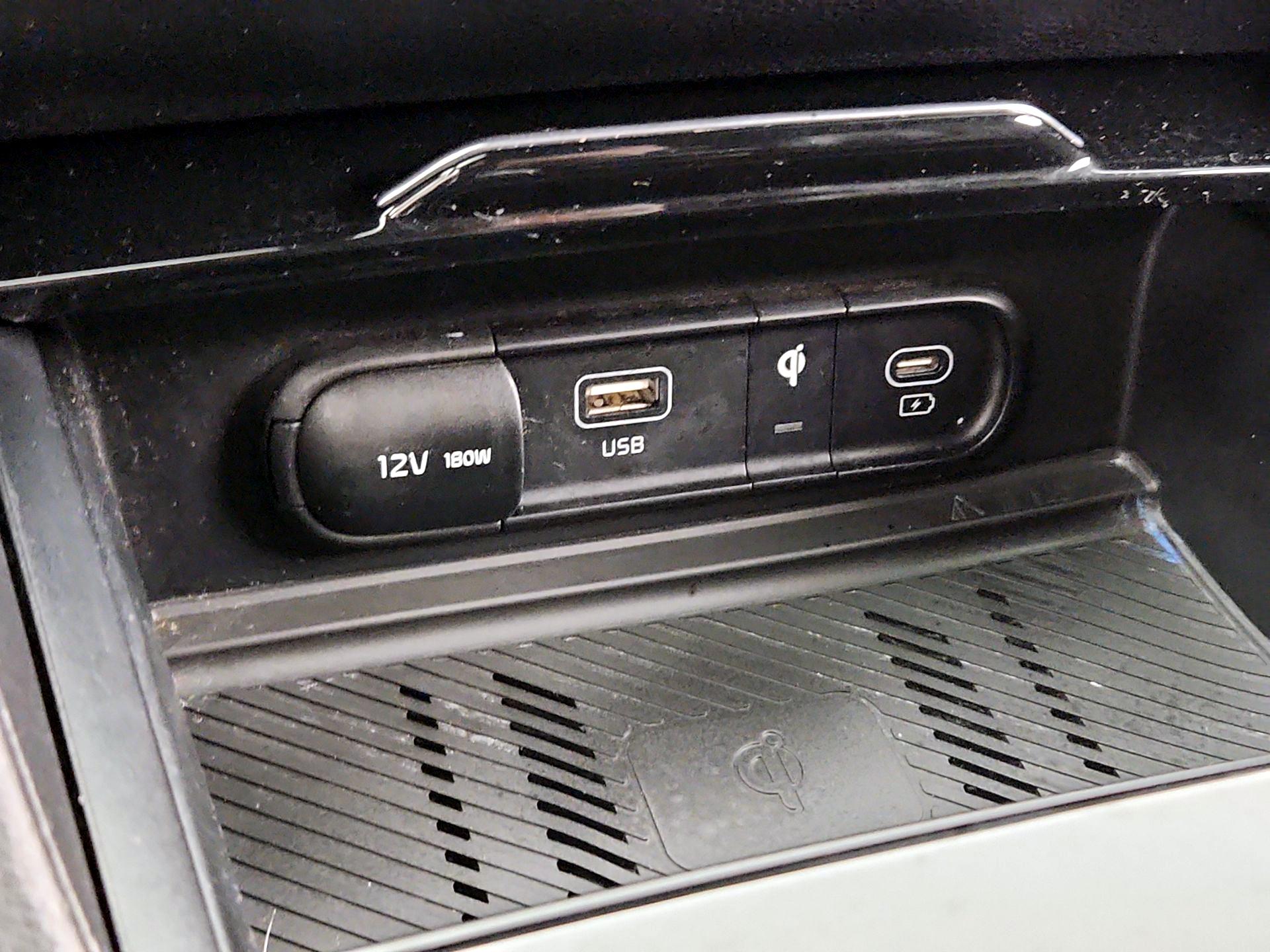 Thumbnail: 2023 Kia Sportage - 19