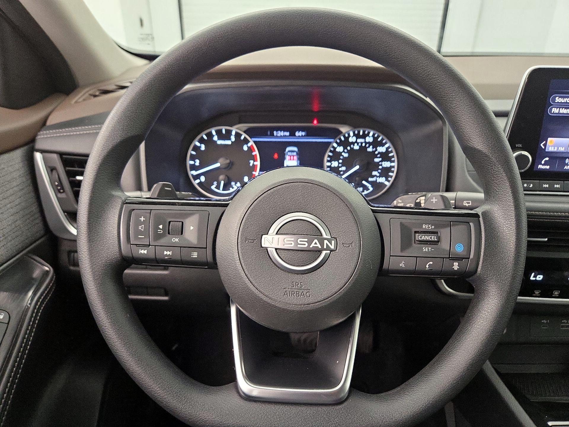 Thumbnail: 2023 Nissan Rogue - 10