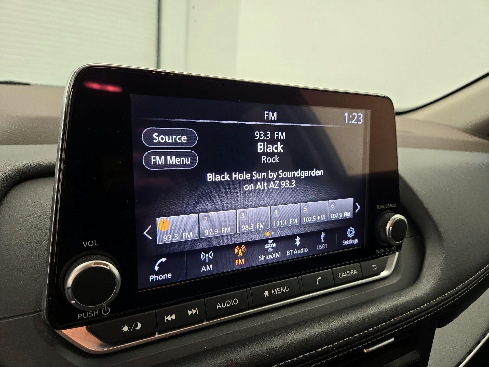 Thumbnail: 2023 Nissan Rogue - 15