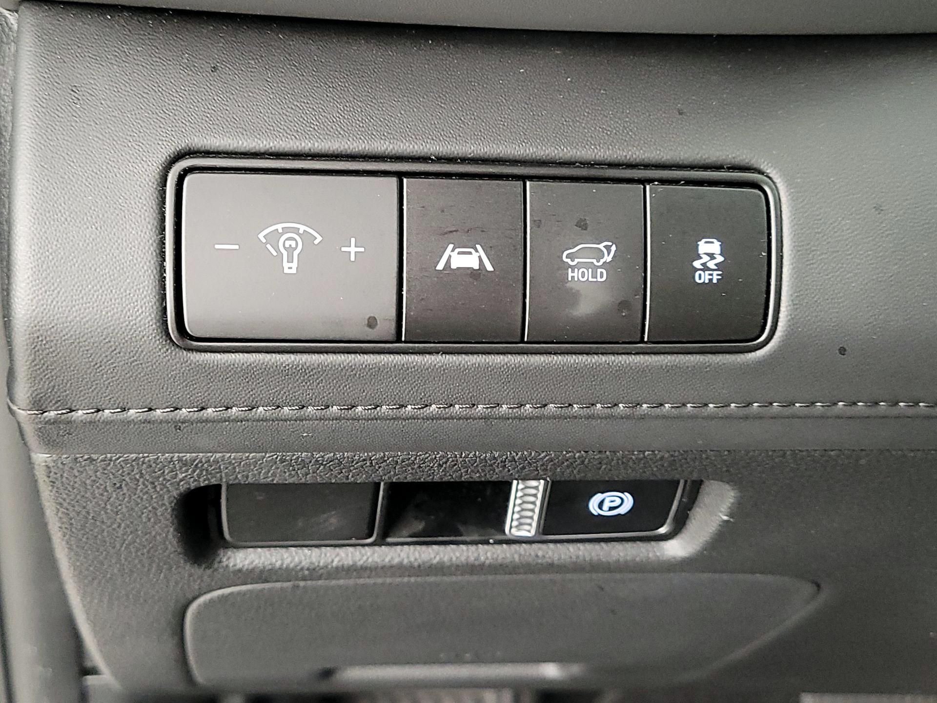 Thumbnail: 2023 Hyundai Santa Fe - 13