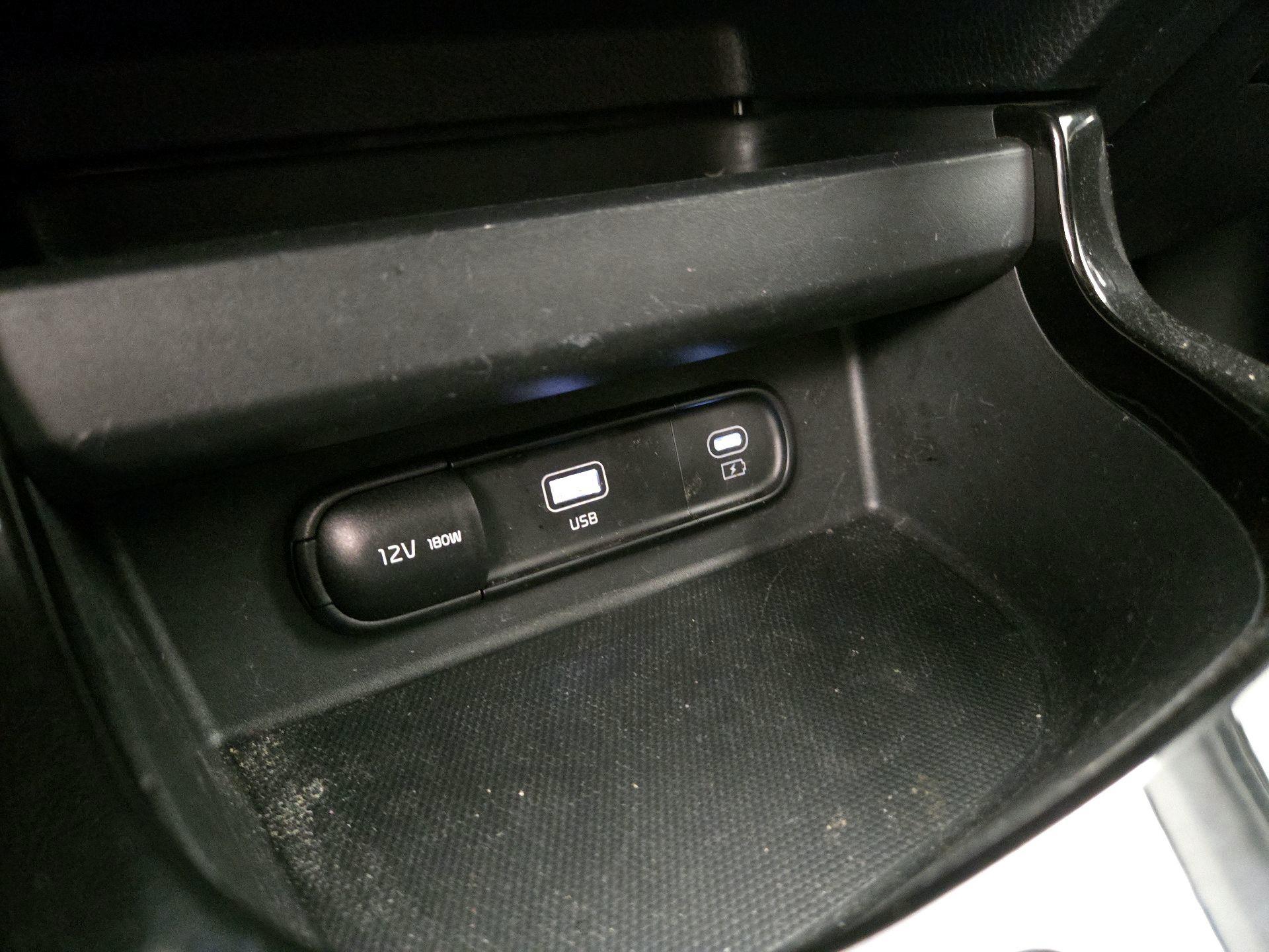 Thumbnail: 2024 Kia Seltos - 19