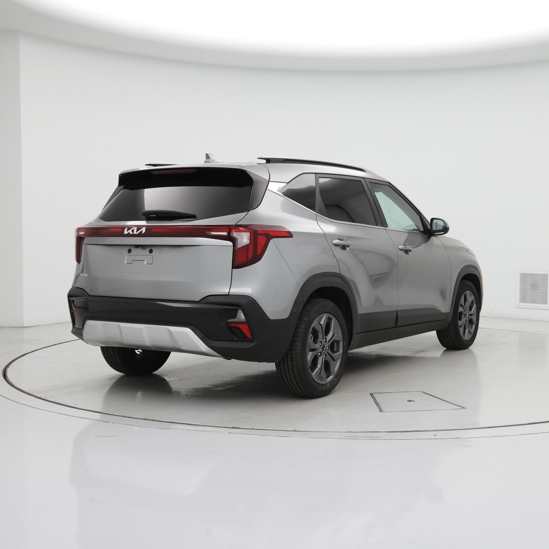 Thumbnail: 2024 Kia Seltos - 8