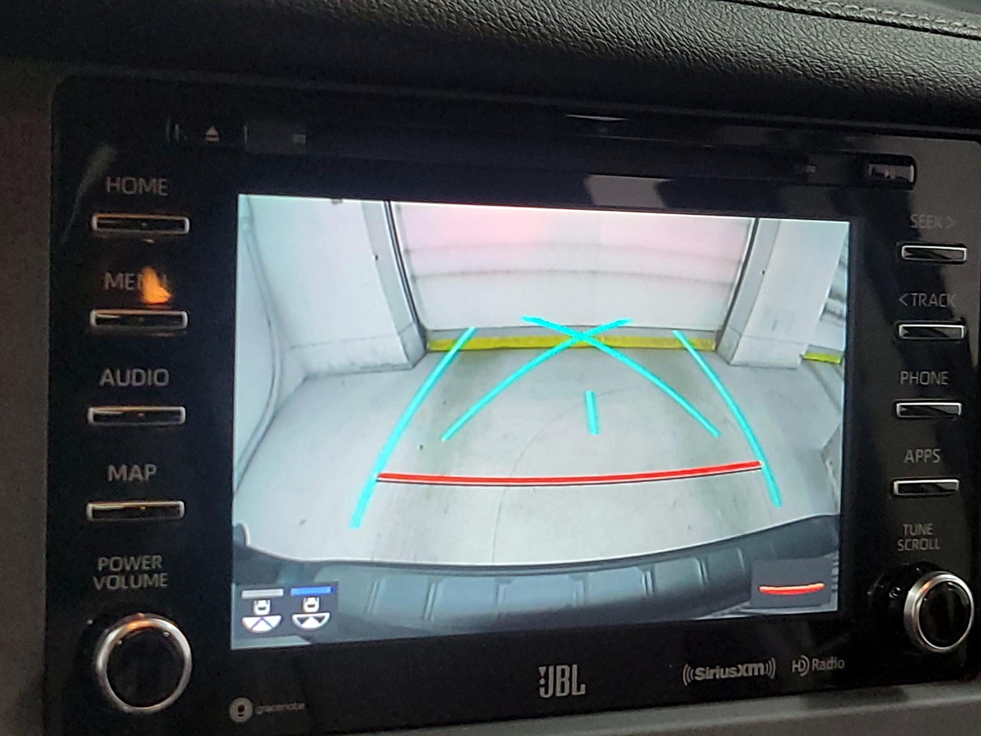 Thumbnail: 2020 Toyota Sienna - 13