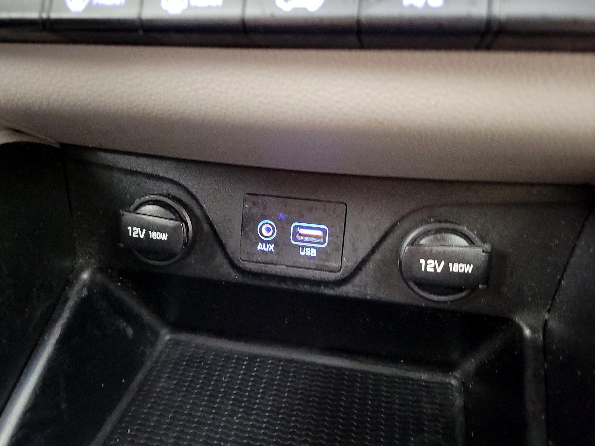 Thumbnail: 2021 Hyundai Tucson - 18