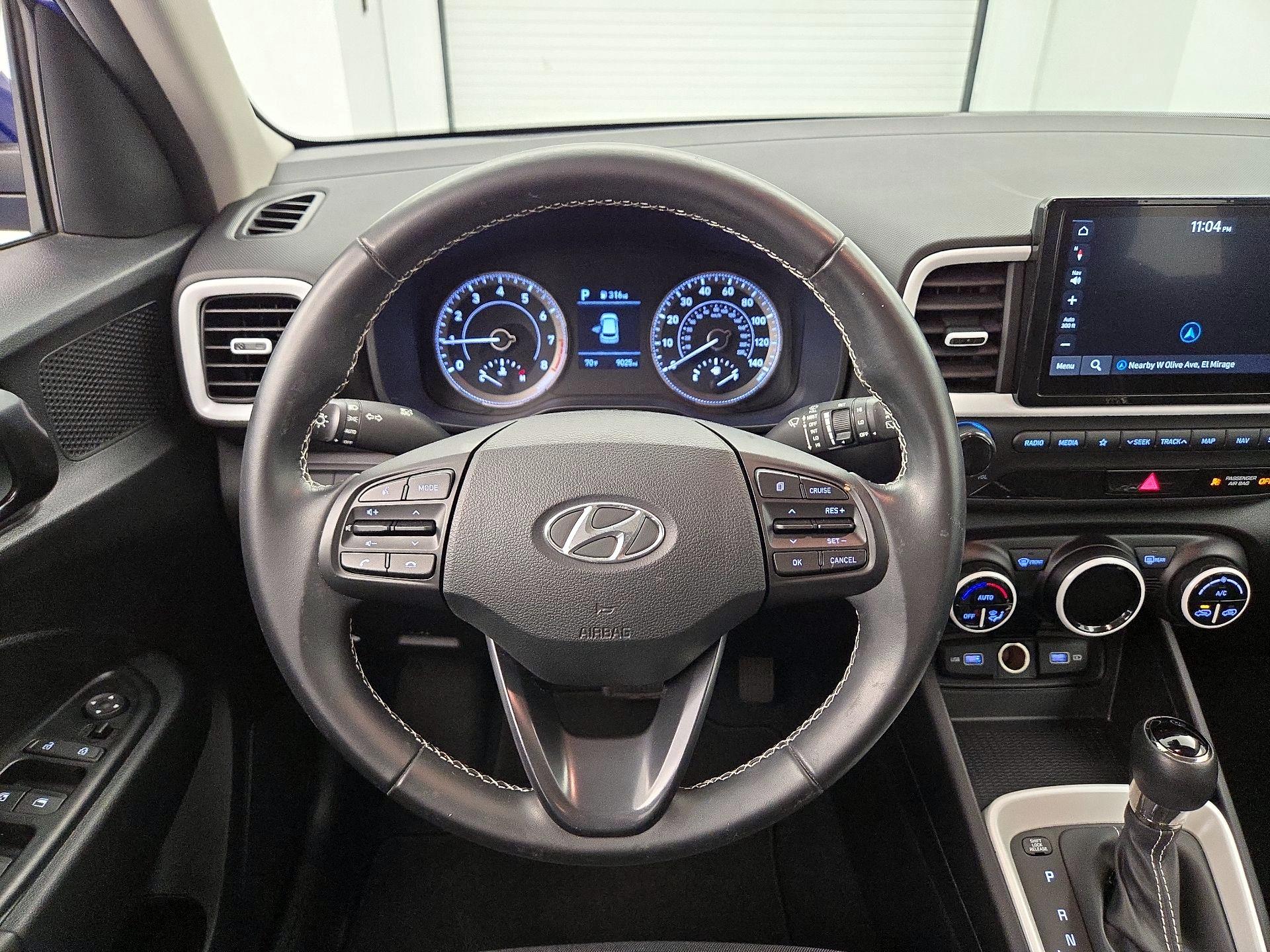 Thumbnail: 2022 Hyundai Venue - 10