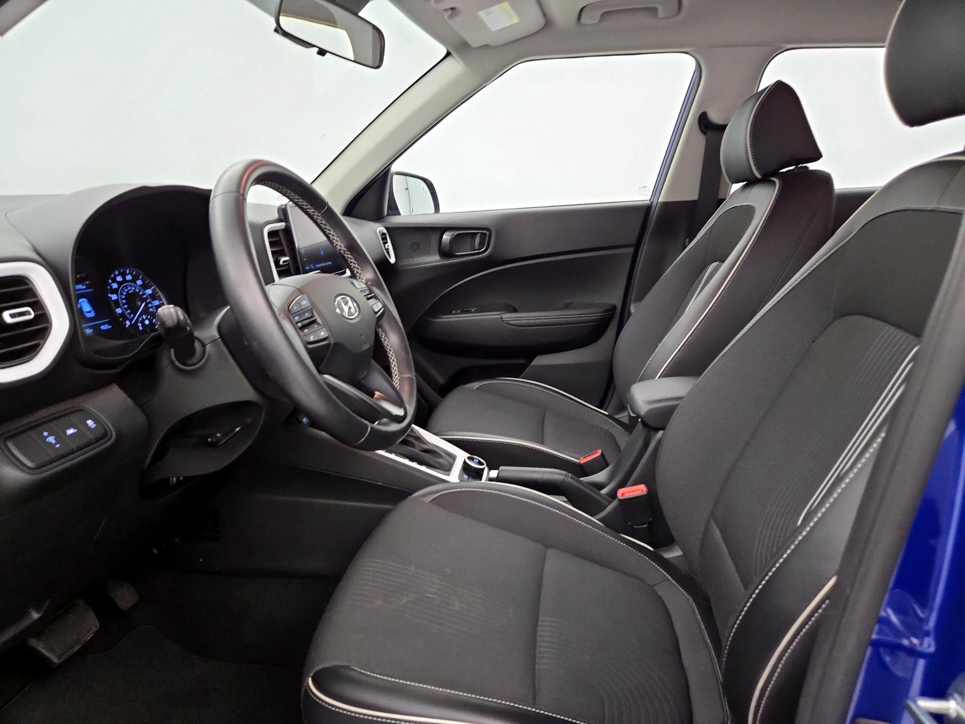 Thumbnail: 2022 Hyundai Venue - 11