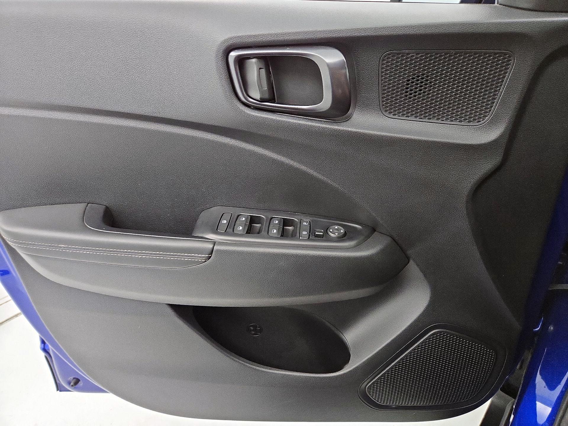 Thumbnail: 2022 Hyundai Venue - 12