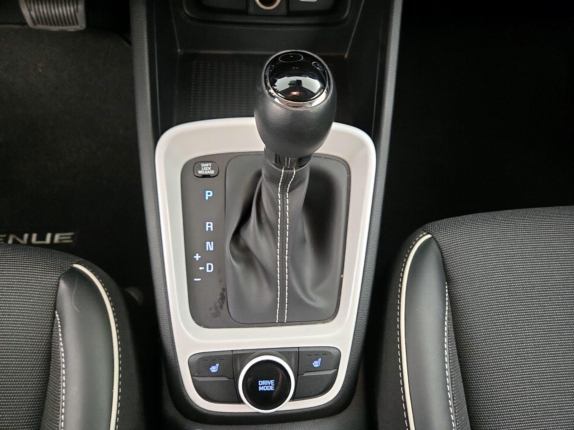 Thumbnail: 2022 Hyundai Venue - 18