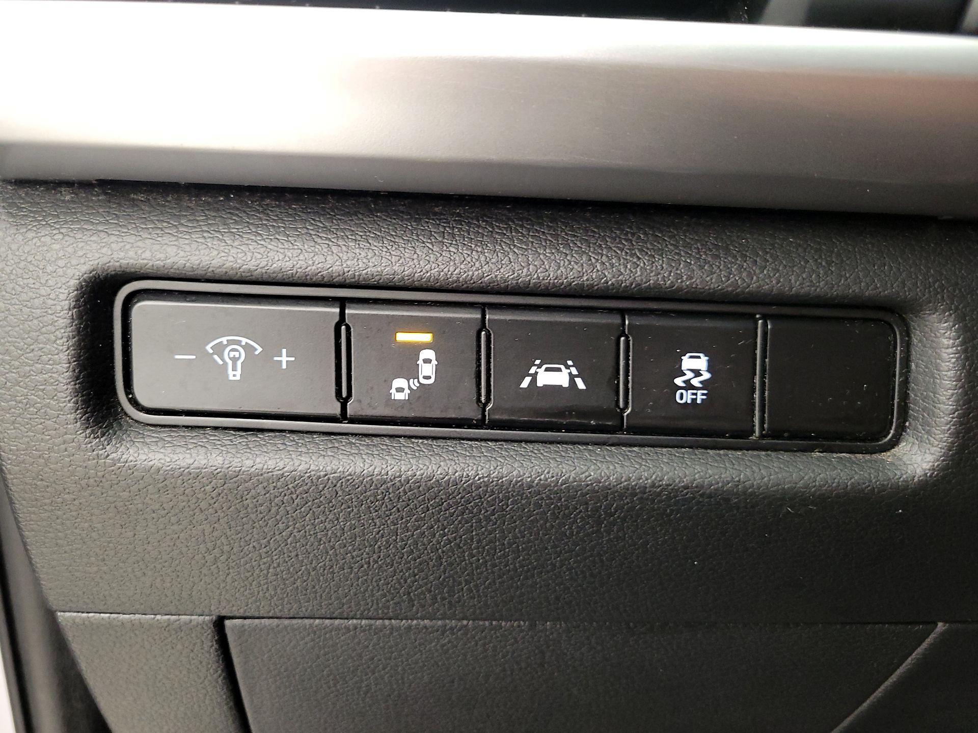 Thumbnail: 2021 Kia Telluride - 13