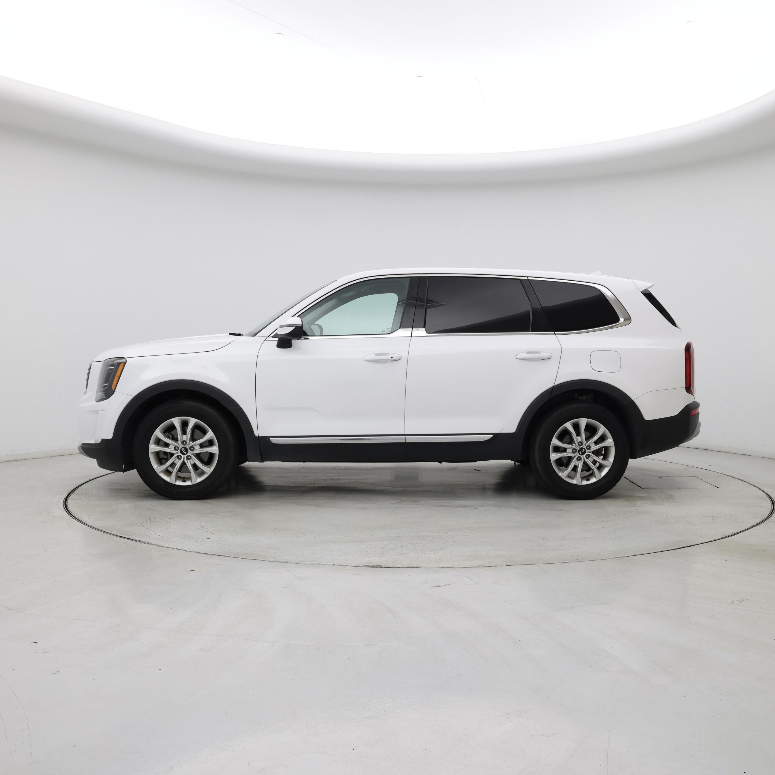 Thumbnail: 2021 Kia Telluride - 3