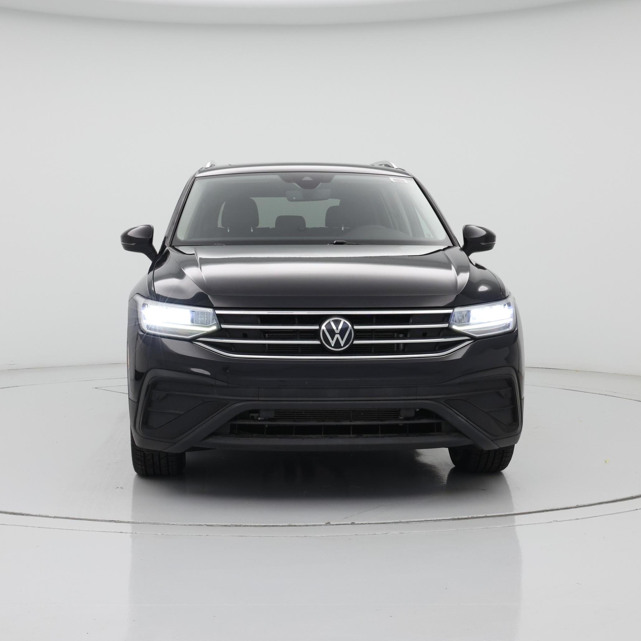 Thumbnail: 2022 Volkswagen Tiguan - 5