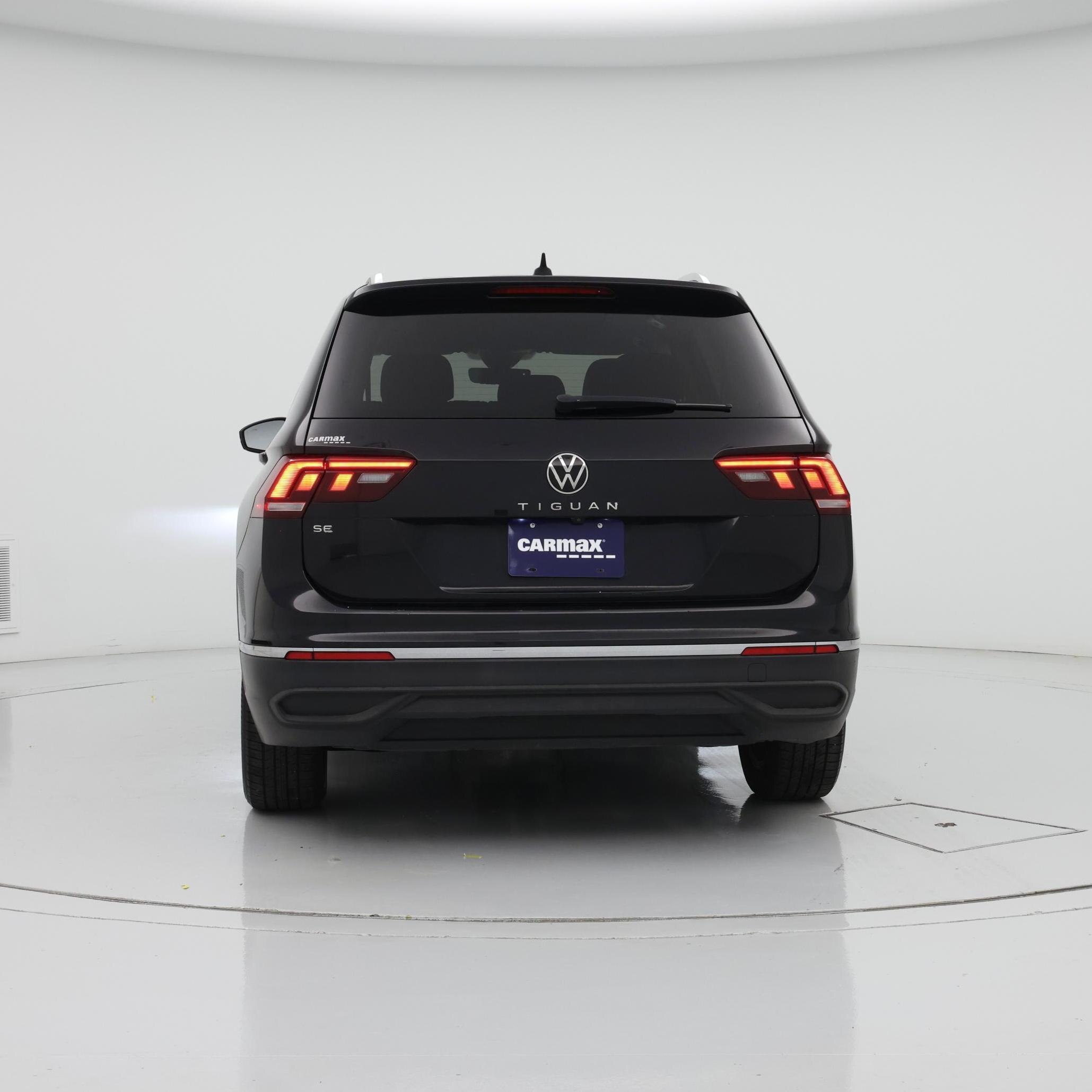 Thumbnail: 2022 Volkswagen Tiguan - 6