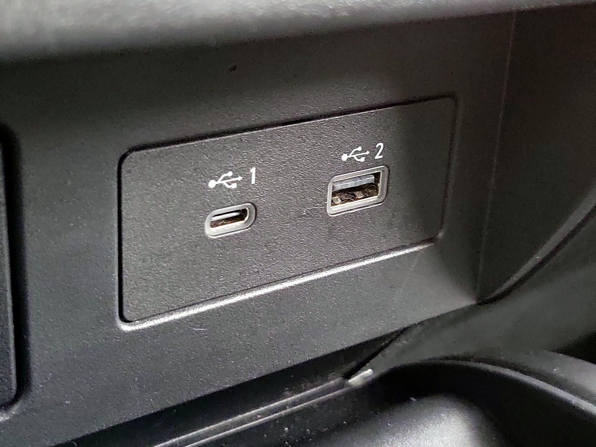 Thumbnail: 2021 Nissan Titan - 19