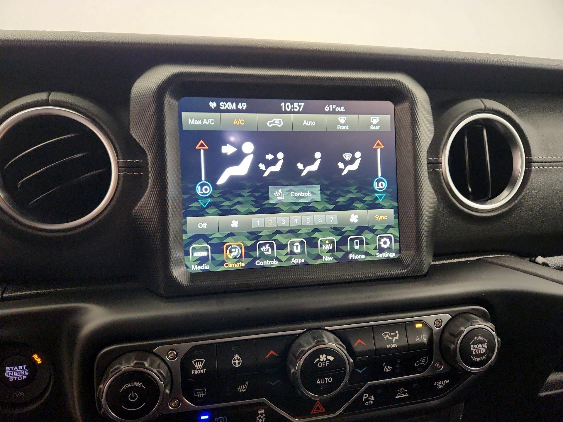 Thumbnail: 2022 Jeep Wrangler - 17