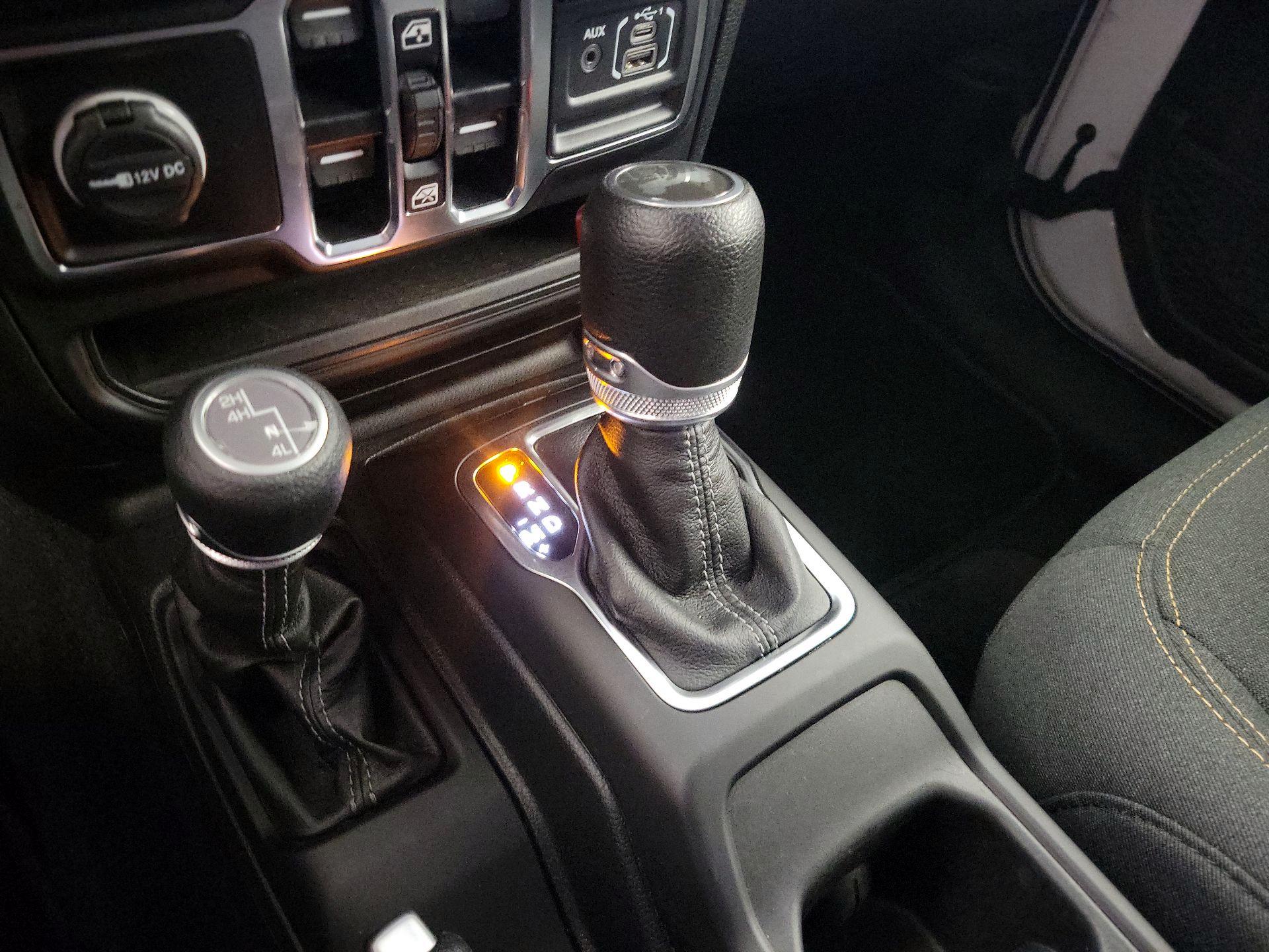 Thumbnail: 2024 Jeep Wrangler - 17