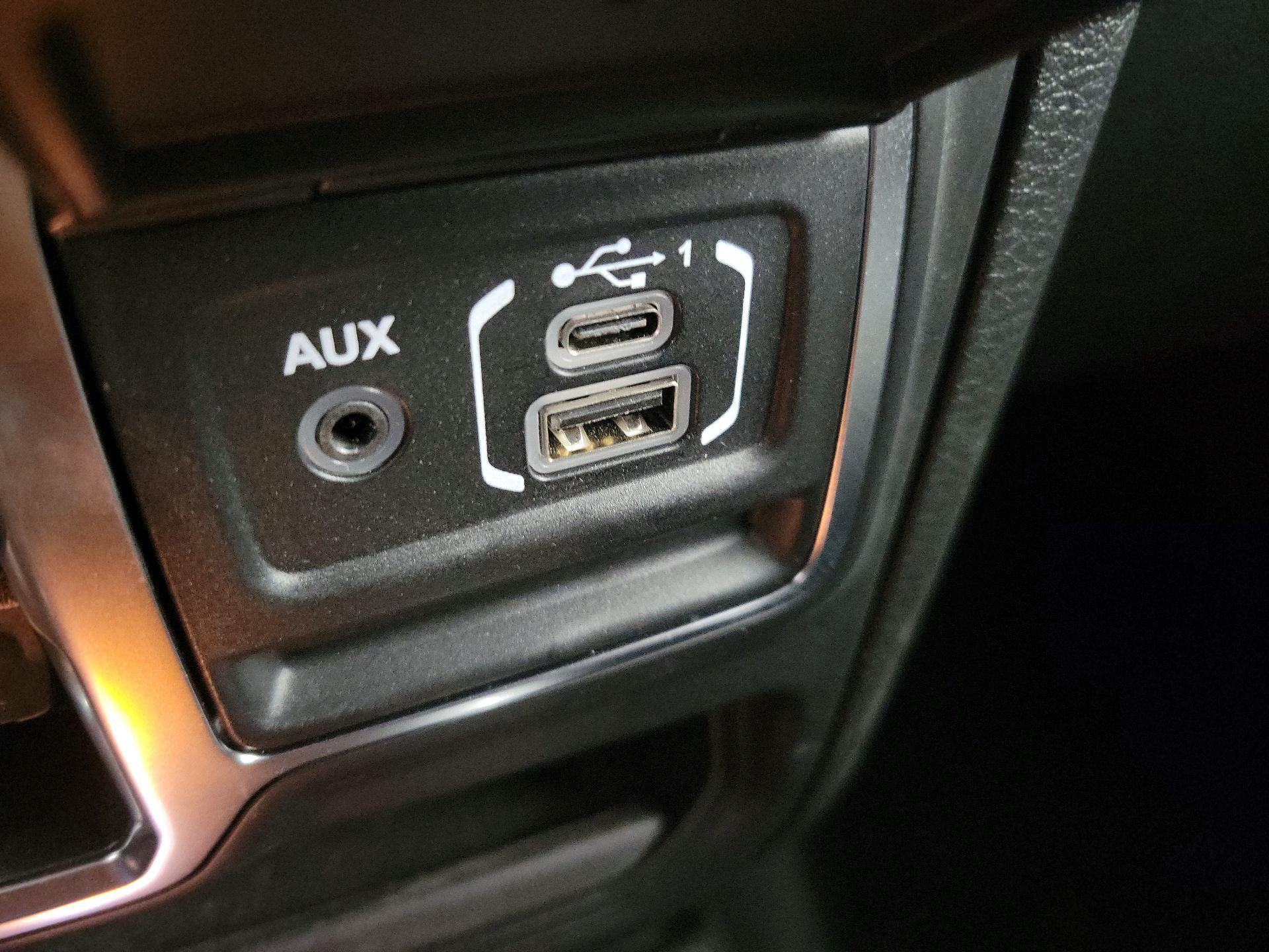 Thumbnail: 2024 Jeep Wrangler - 18