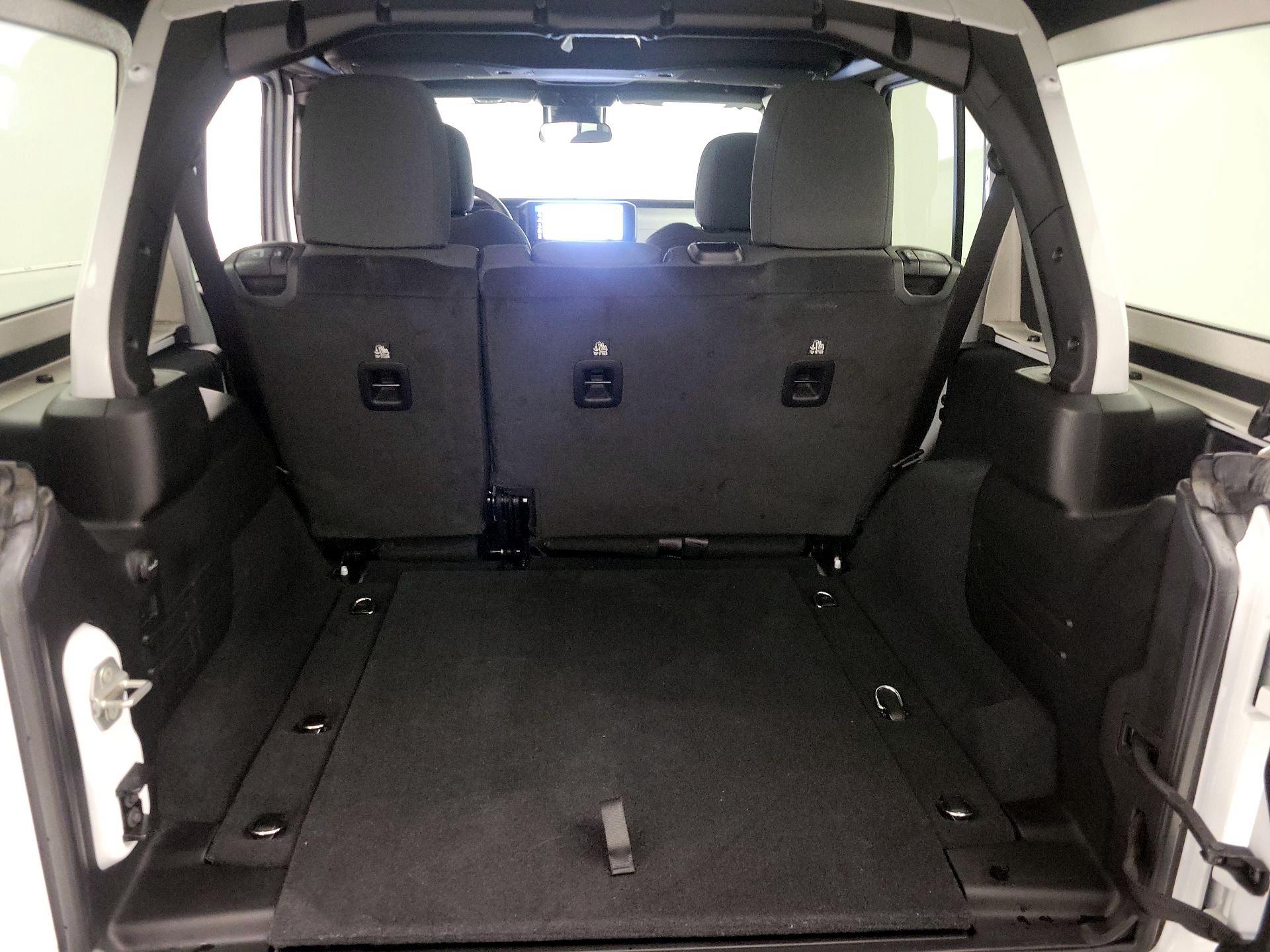 Thumbnail: 2024 Jeep Wrangler - 20