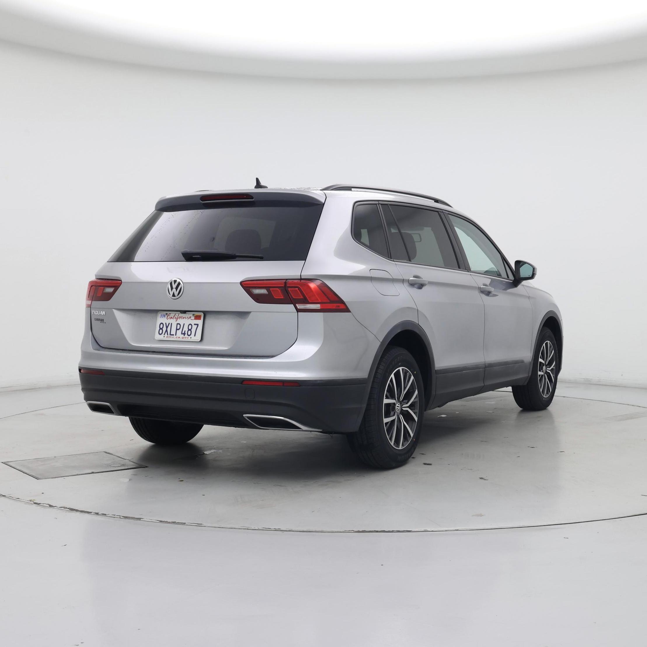 Thumbnail: 2021 Volkswagen Tiguan - 8