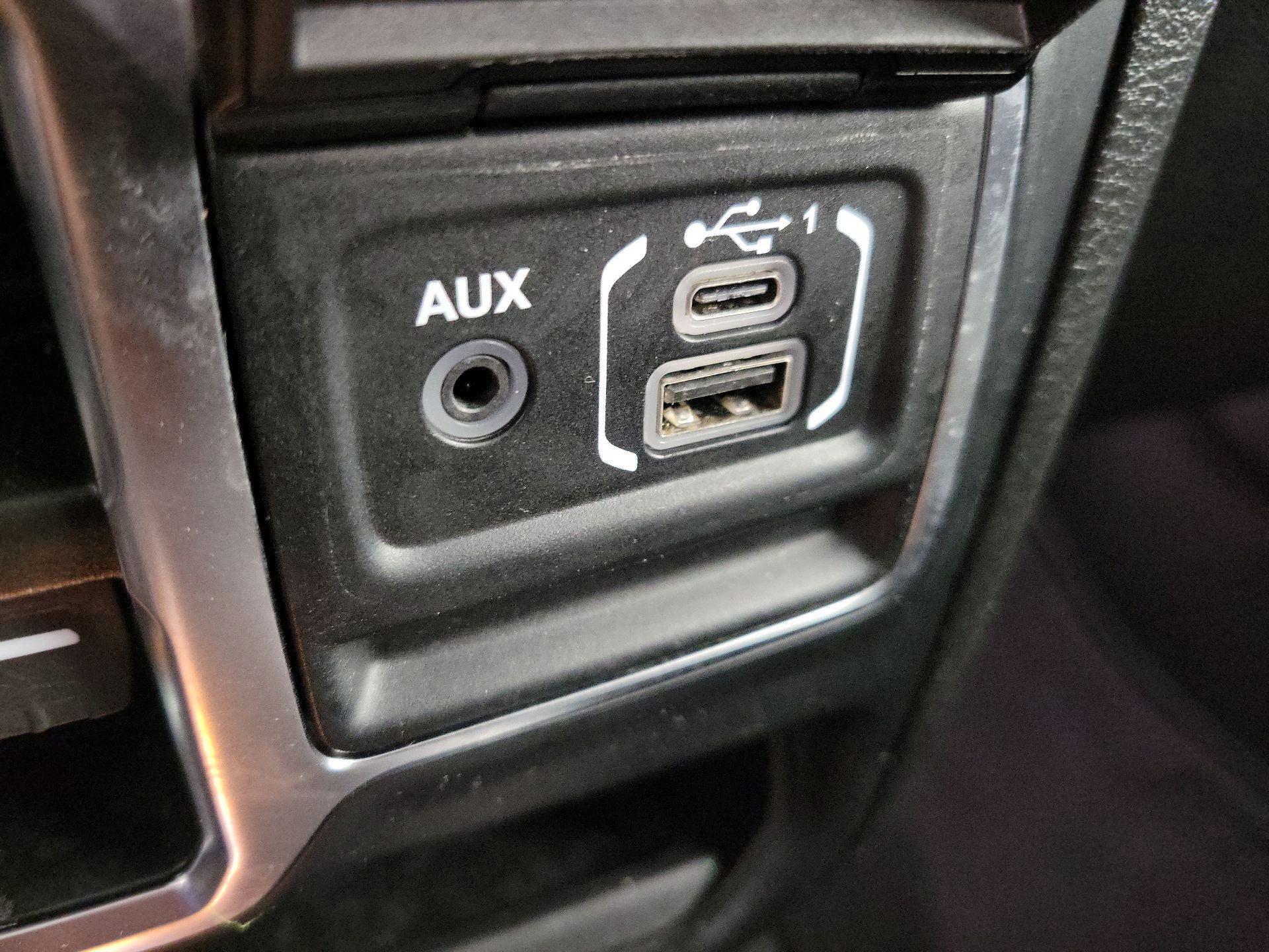 Thumbnail: 2024 Jeep Wrangler - 18